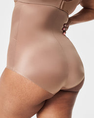 SPANXshape™ Invisible High-Waisted Brief Cafe Au Lait