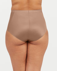 SPANXshape™ Invisible Brief Cafe Au Lait
