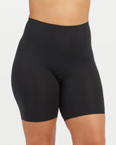 SPANXsmooth™ Fit-To-You Mid-Thigh Short Very Black