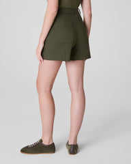 SPANXsupersmooth™ Stretch Twill Short, 5" Dark Pine