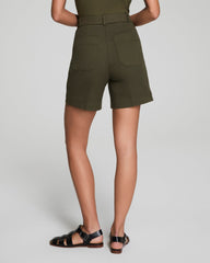 SPANXsupersmooth™ Stretch Twill Short, 7" Dark Pine