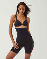 SPANXsculpt™ Seamless Power High-Waisted Mid-Thigh Short Very Black