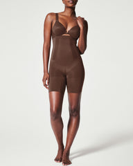 SPANXsculpt™ OnCore High-Waisted Mid-Thigh Short Chestnut Brown