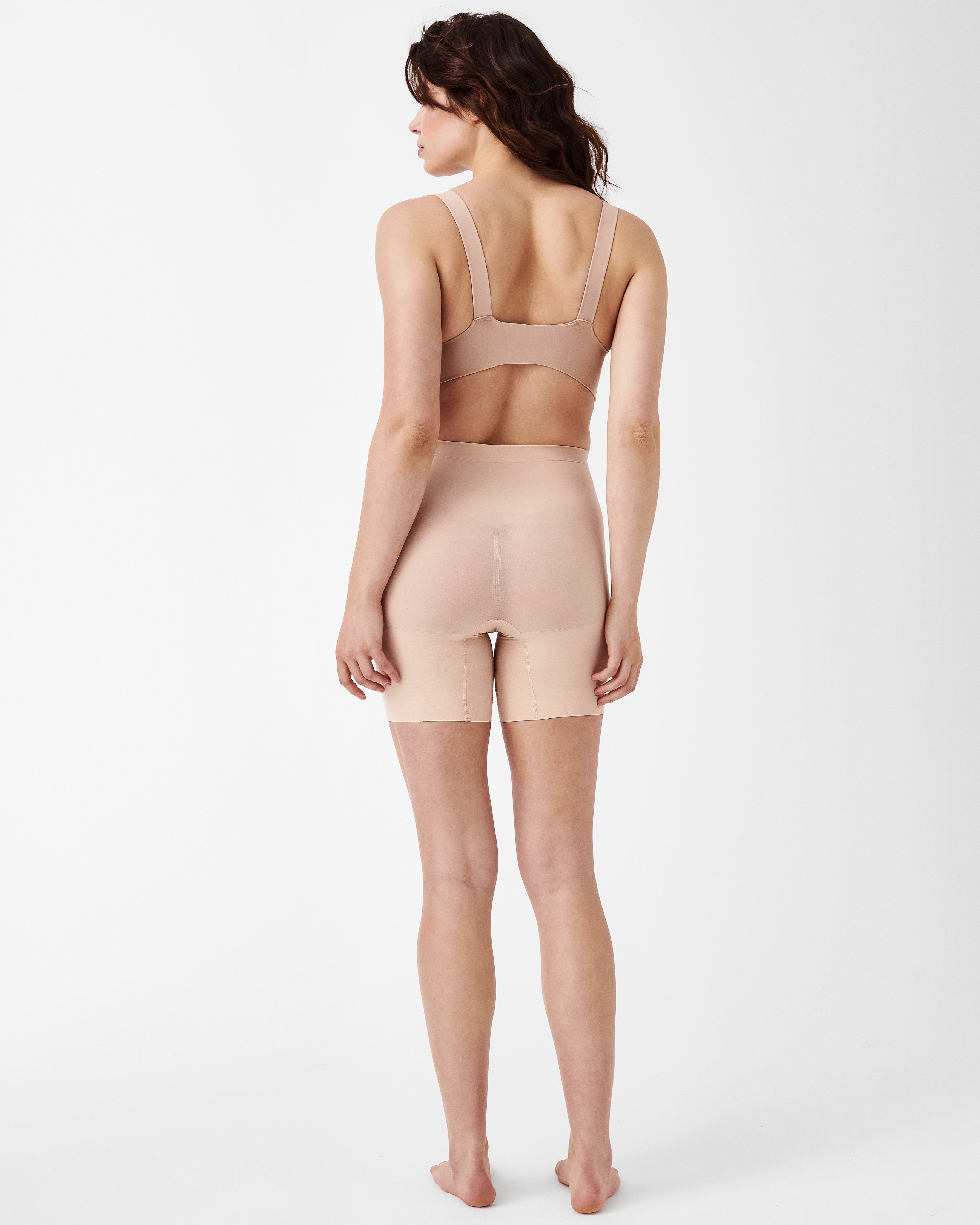 SPANXsculpt™ Seamless Power Mid-Thigh Short  Soft Nude