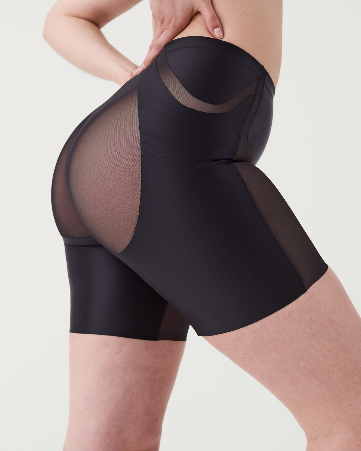 SPANXshape™ Booty-Lifting Mid-Thigh Short  Very Black