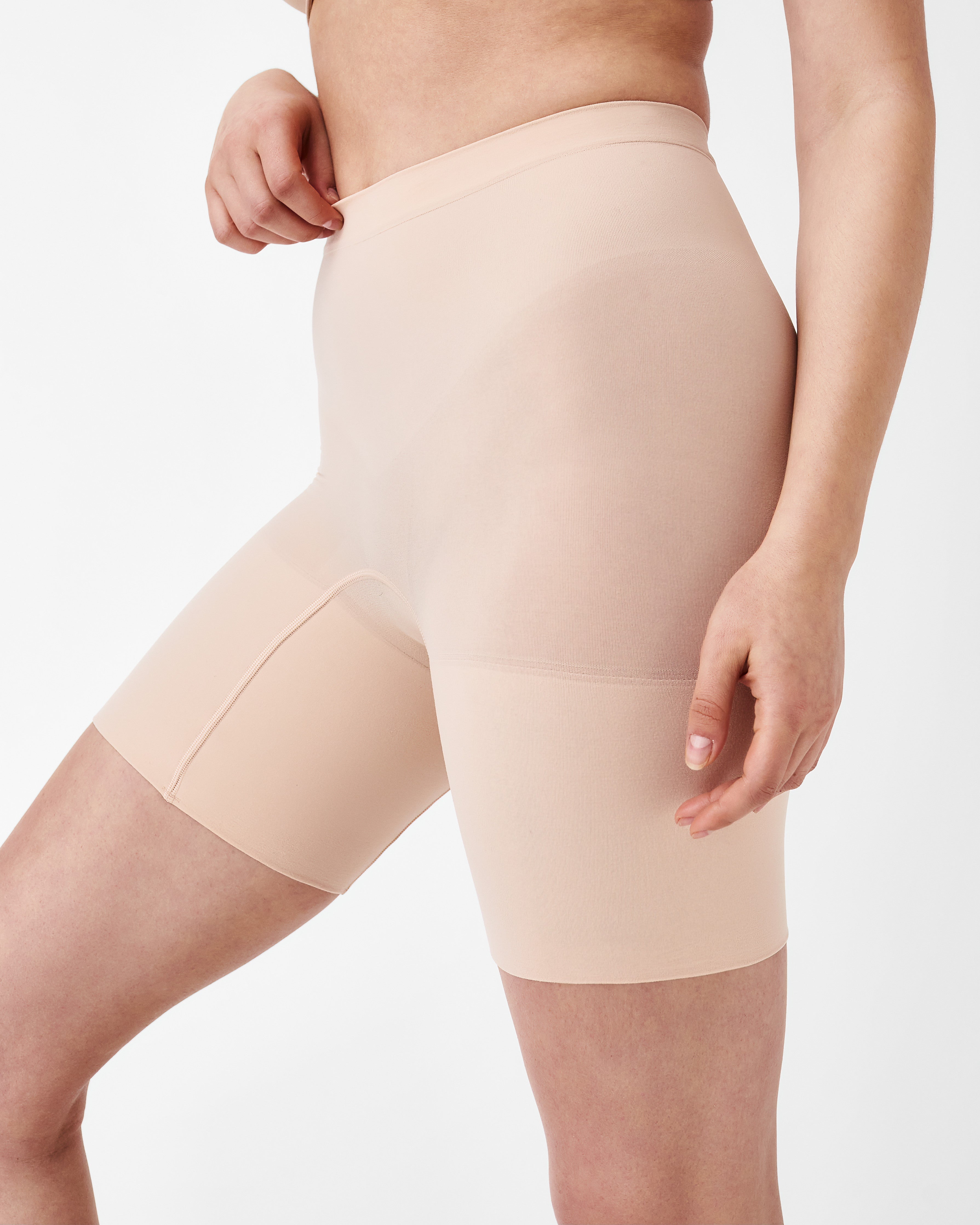 SPANXsculpt™ Seamless Power Mid-Thigh Short  Soft Nude