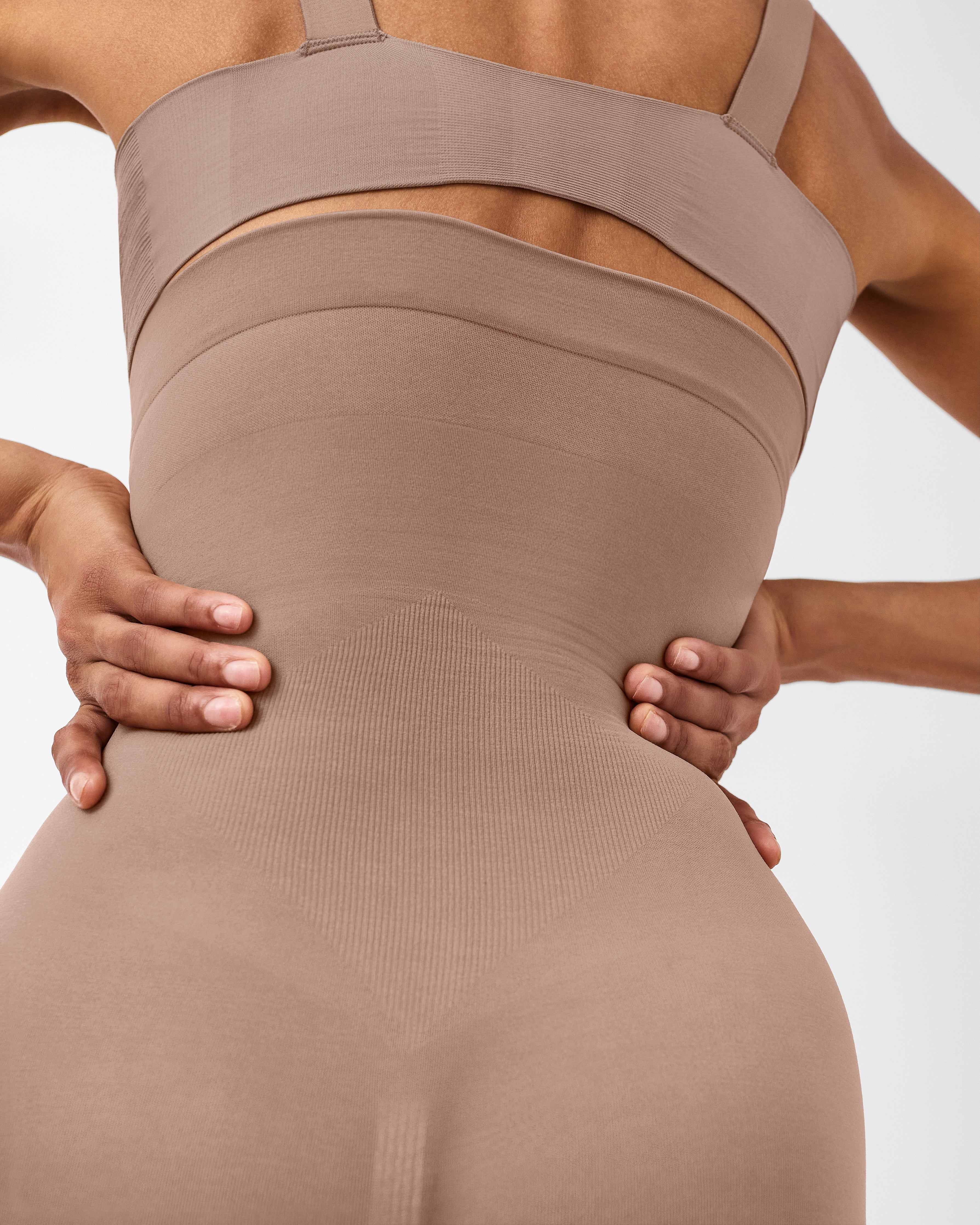 SPANXsculpt™ Seamless Power High-Waisted Mid-Thigh Short  Cafe Au Lait