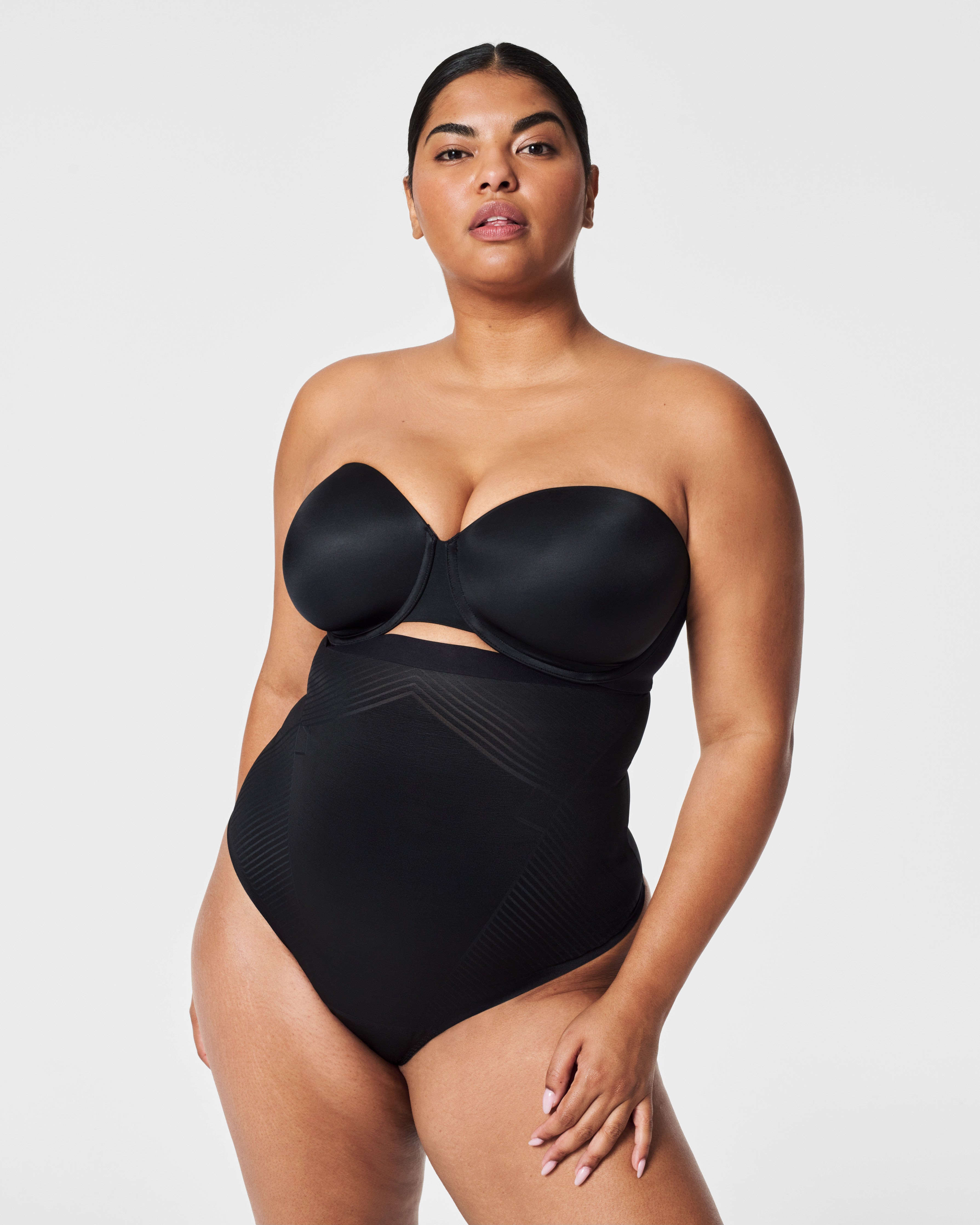 SPANXshape™ Invisible High-Waisted Thong  Very Black