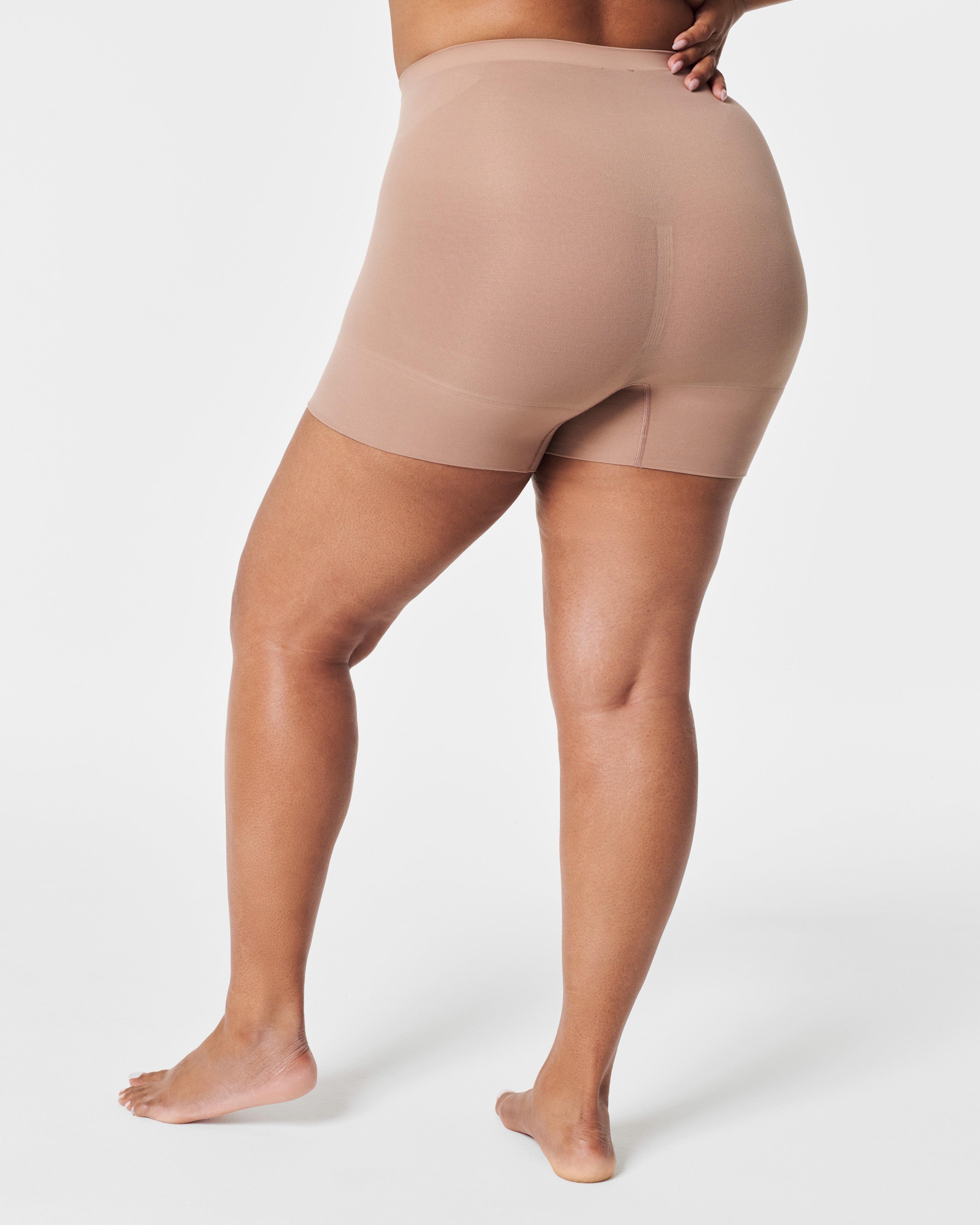 SPANXsculpt™ Seamless Power Shorty  Cafe Au Lait