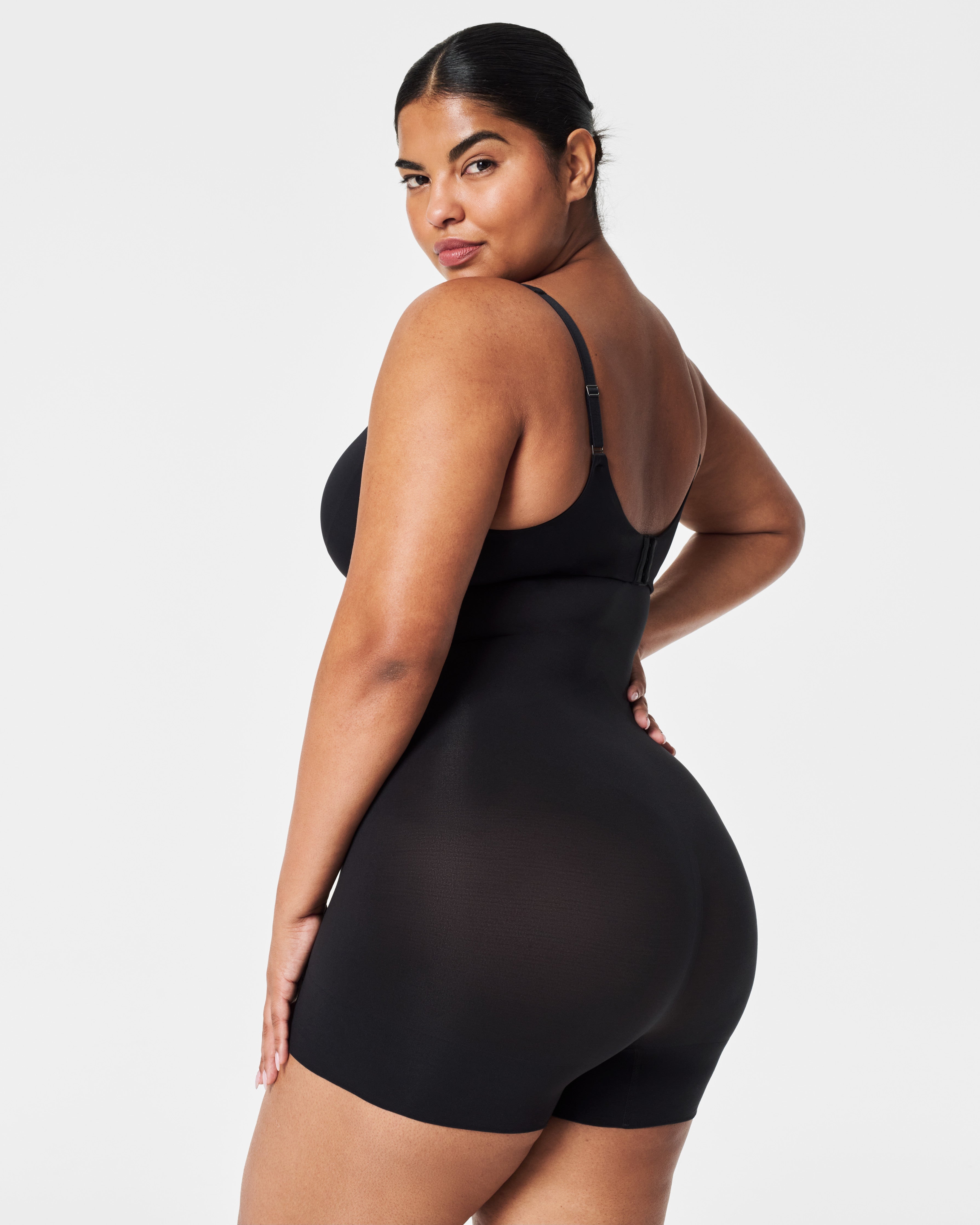 SPANXsculpt™ Seamless Power High-Waisted Shorty  Very Black