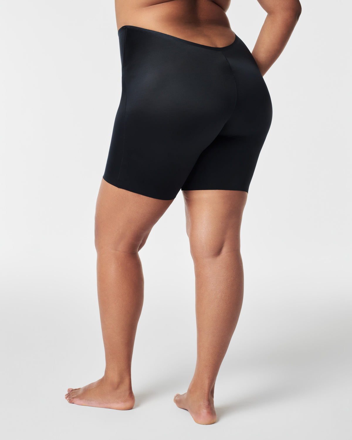 SPANXshape™ Suit Your Fancy Low-Back Mid-Thigh Short  Very Black