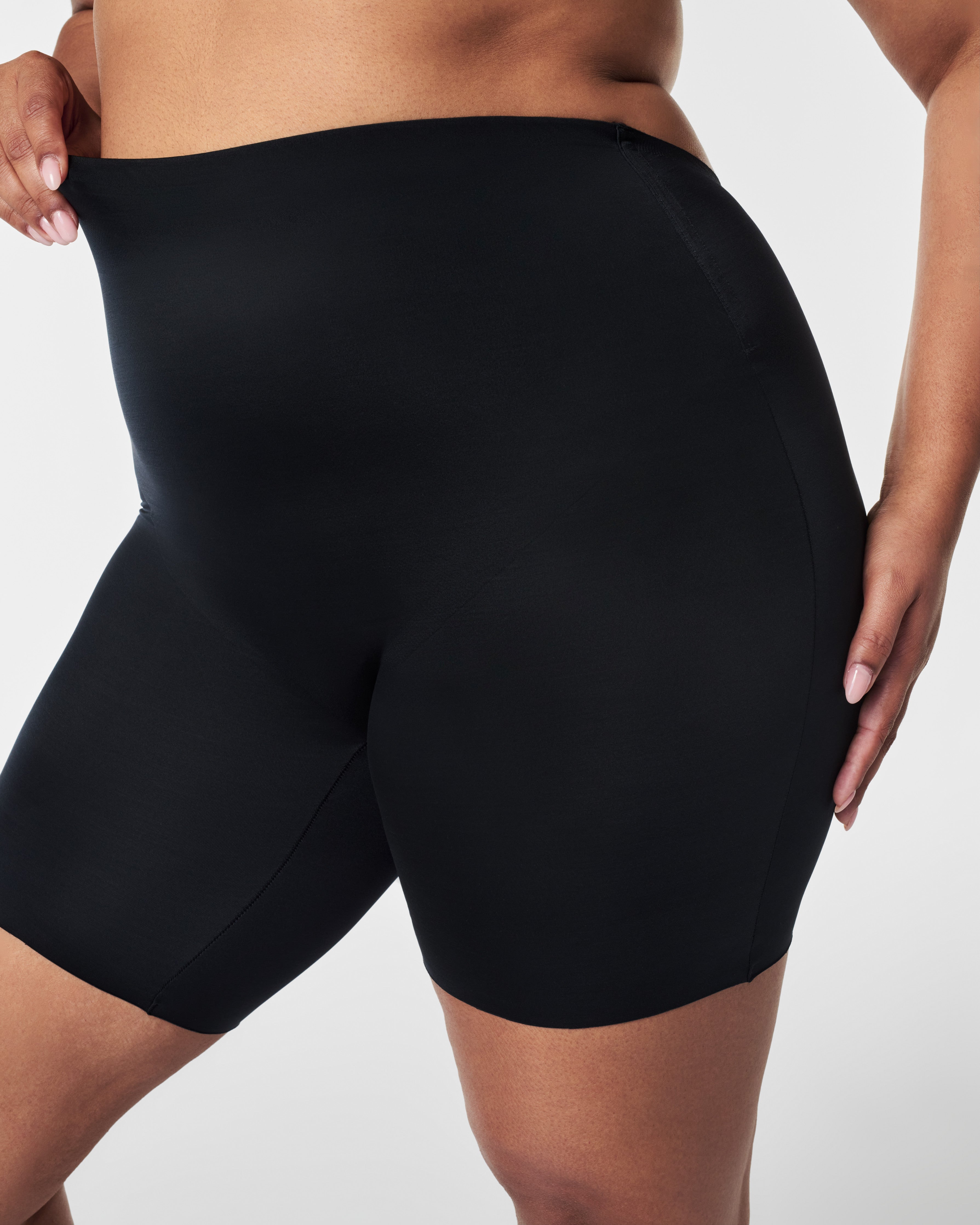 SPANXshape™ Suit Your Fancy Low-Back Mid-Thigh Short  Very Black