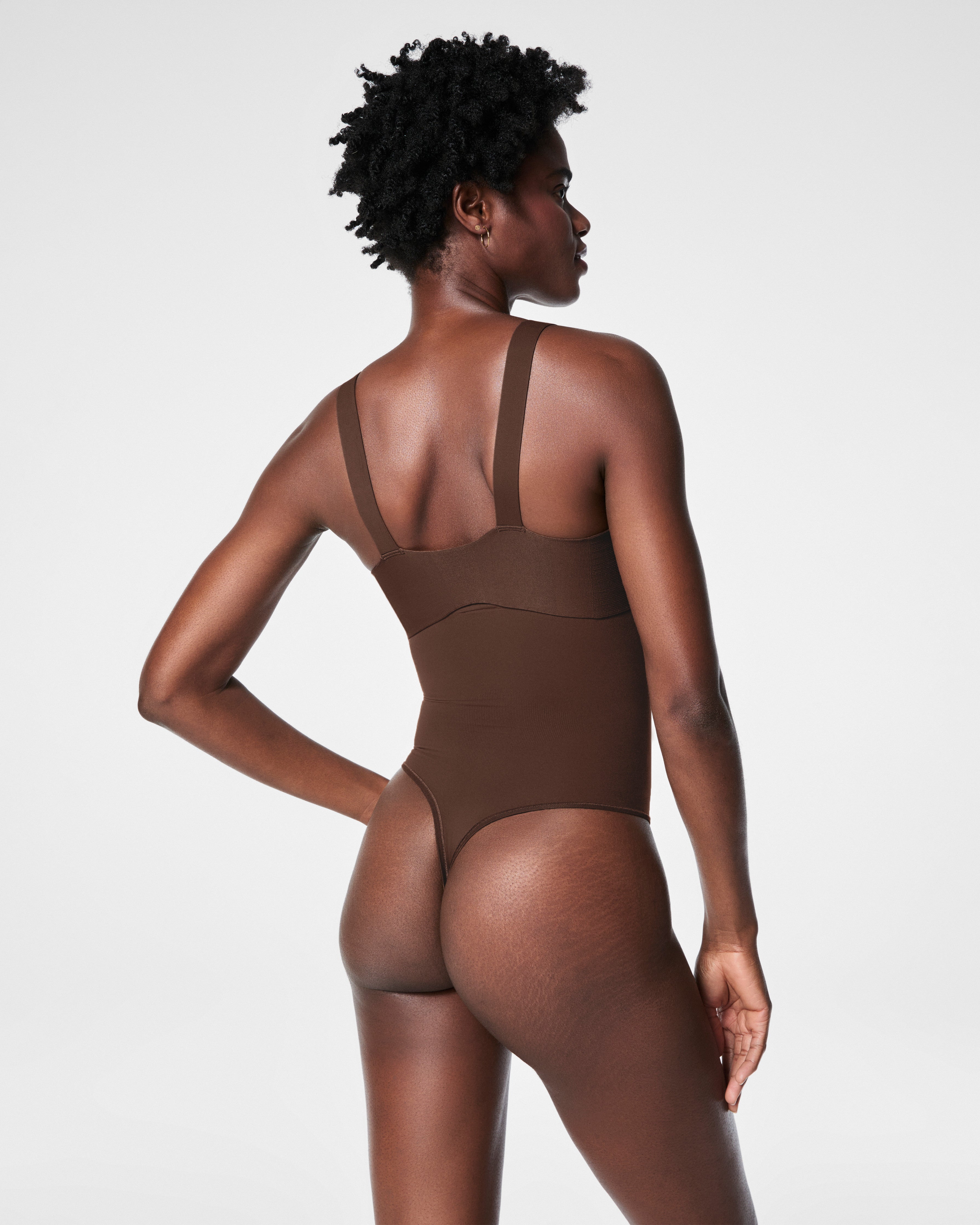 SPANXsculpt™ Seamless Power High-Waisted Thong  Chestnut Brown