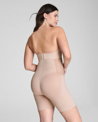SPANXsupersculpt™ TotalContour High-Waisted Mid-Thigh Short  Natural Bronze