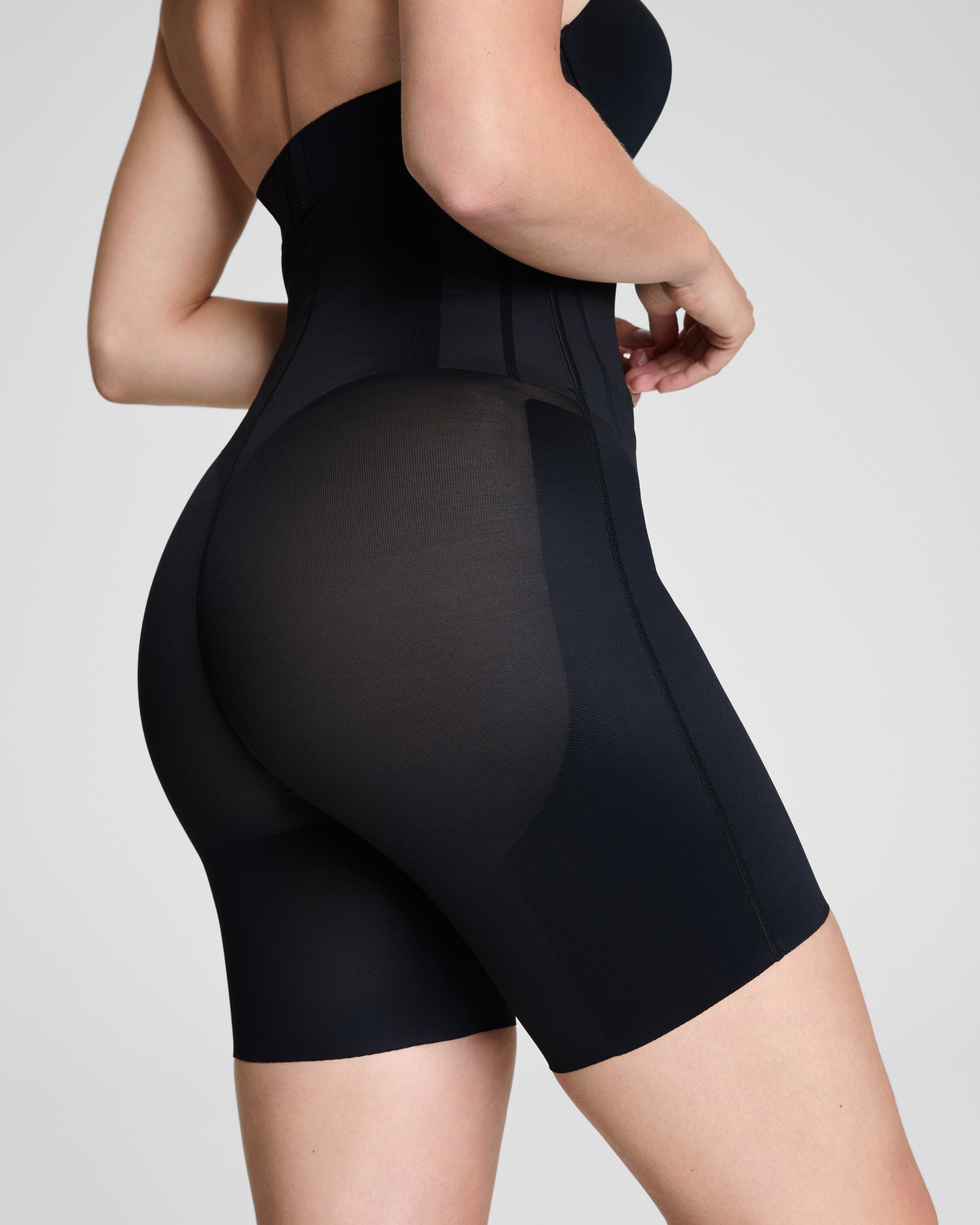 SPANXsupersculpt™ TotalContour High-Waisted Mid-Thigh Short  Very Black