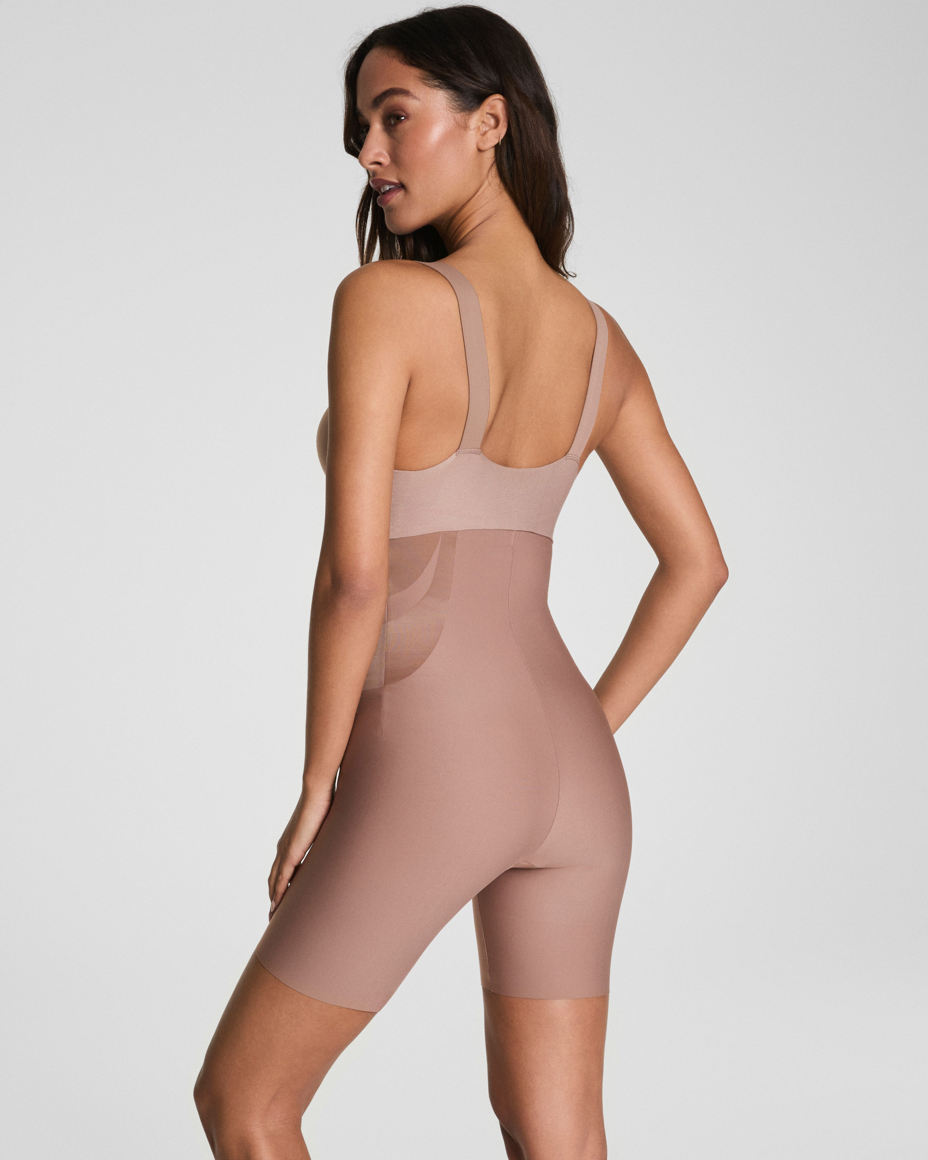 SPANXsupersculpt™ Transform High-Waisted Mid-Thigh Short  Cafe Au Lait
