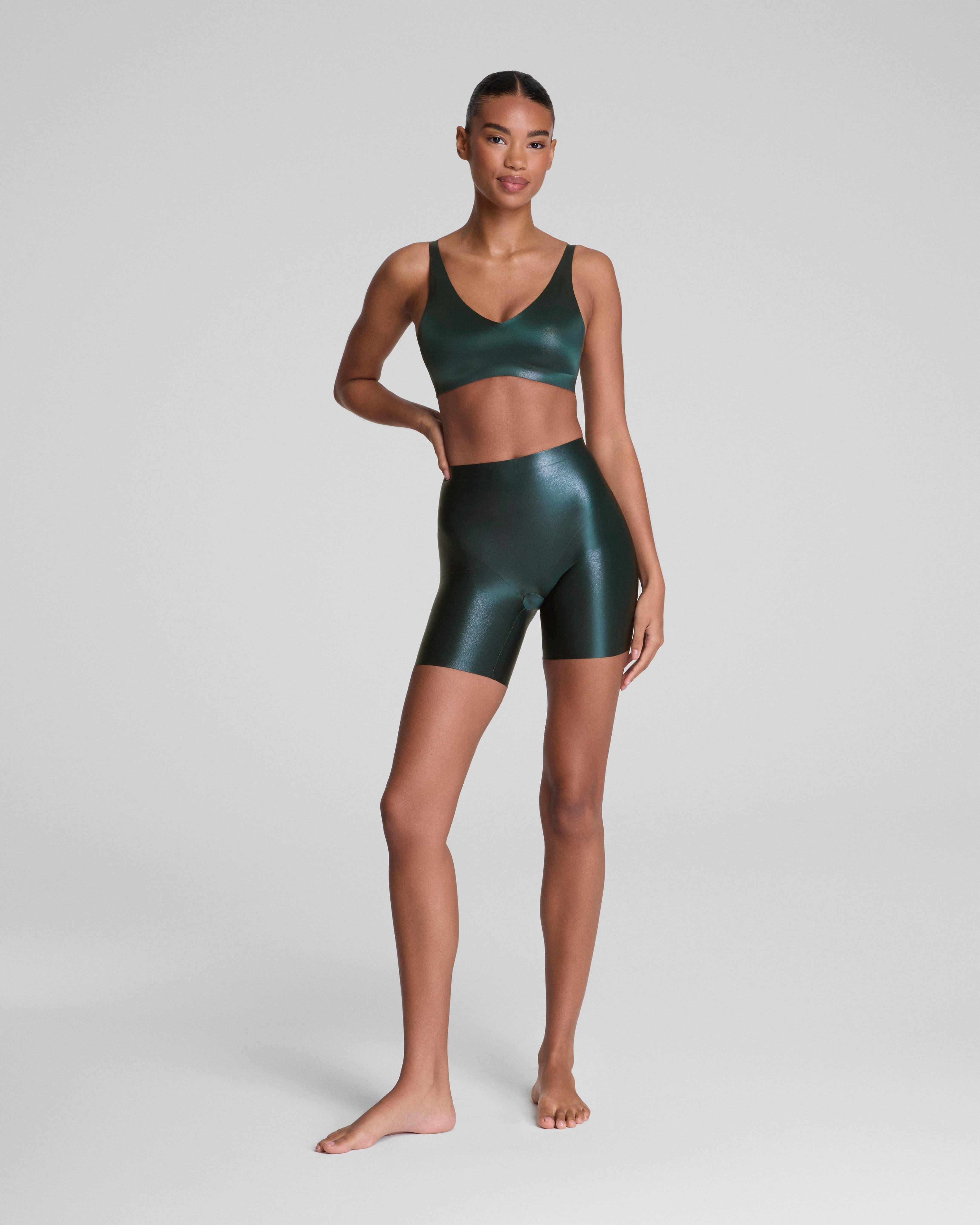 SPANXshape™ LuxeShine Mid-Thigh Short  Meridian Shimmer