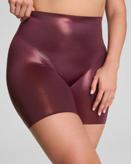 SPANXshape™ LuxeShine Mid-Thigh Short