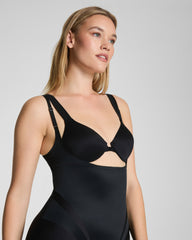 SPANXsupersculpt™ Transform Open-Bust Mid-Thigh Bodysuit  Very Black