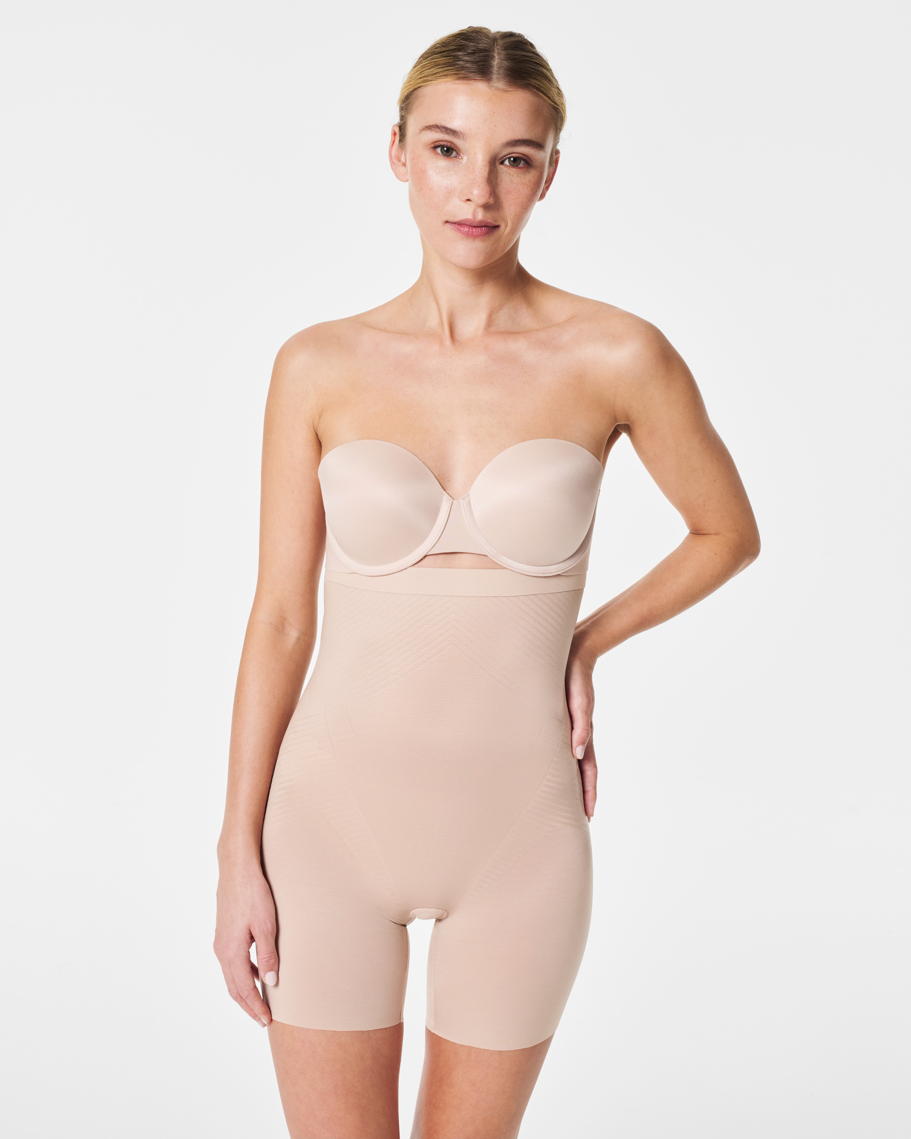 SPANXshape™ Invisible High-Waisted Mid-Thigh Short  Champagne Beige