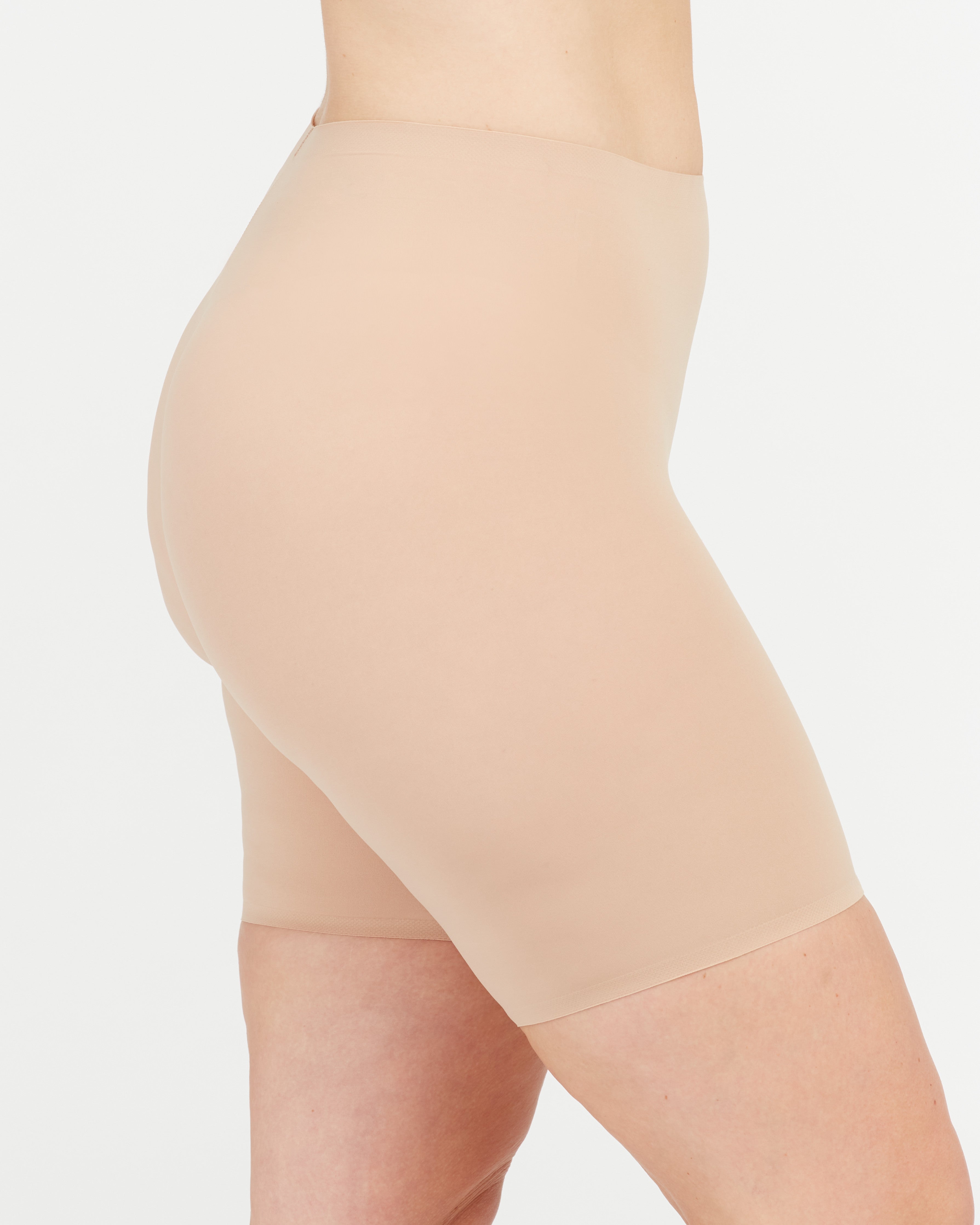 SPANXsmooth™ Fit-To-You Mid-Thigh Short  Naked 2.0