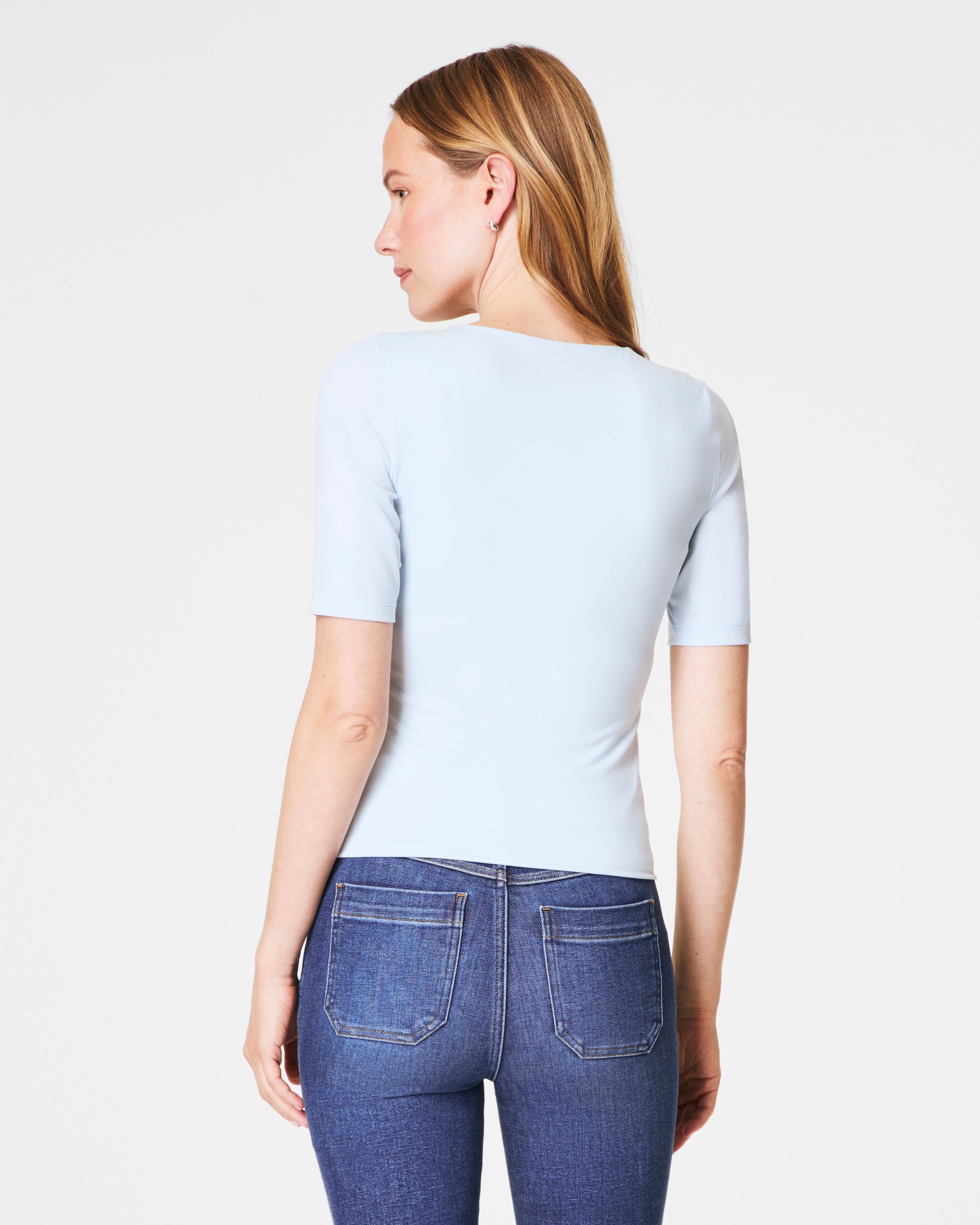 SPANXsmooth™ Jersey V-Neck Tee  Sky