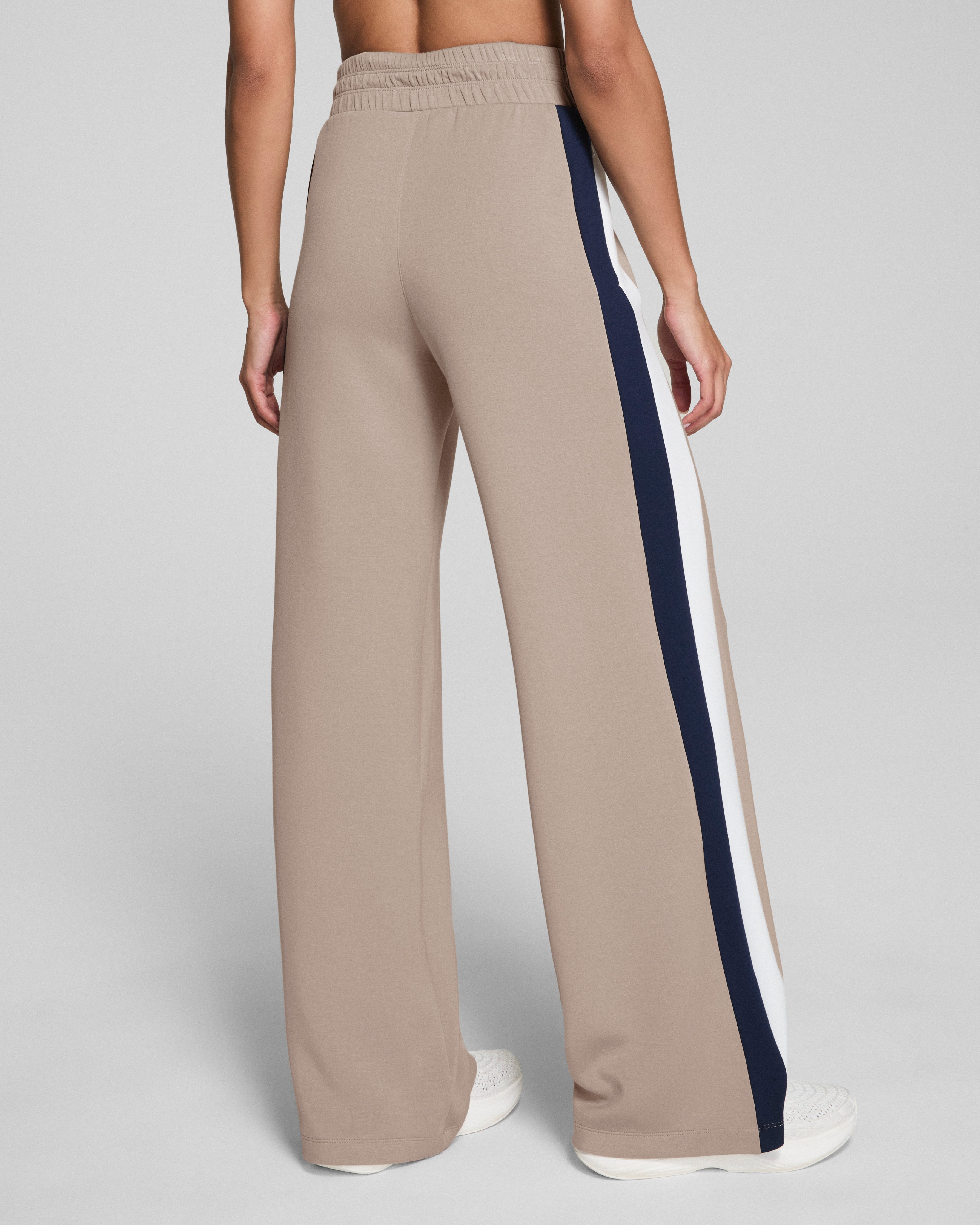 SPANX AirEssentials® Colorblock Wide Leg Track Pant  Ashwood/Powder/Timeless Navy