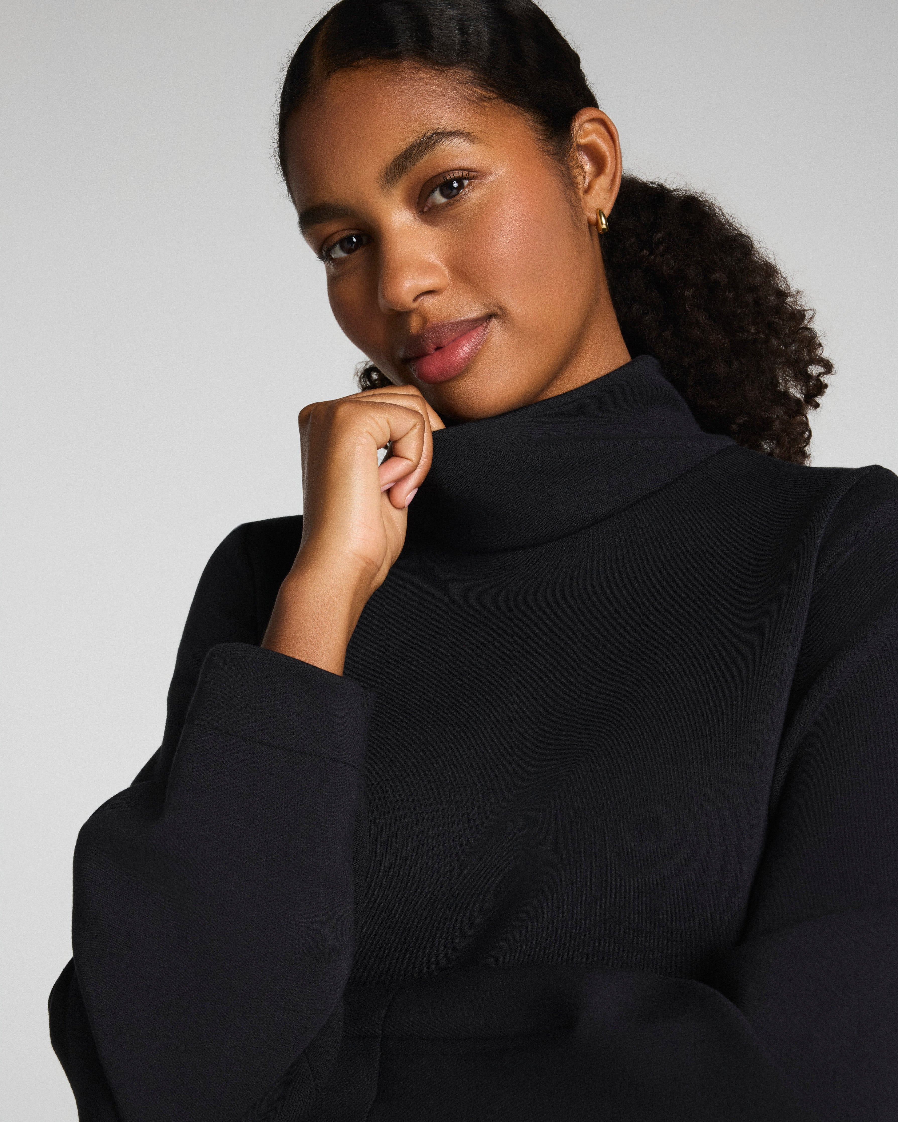 SPANX AirEssentials® Luxe Turtleneck  Very Black