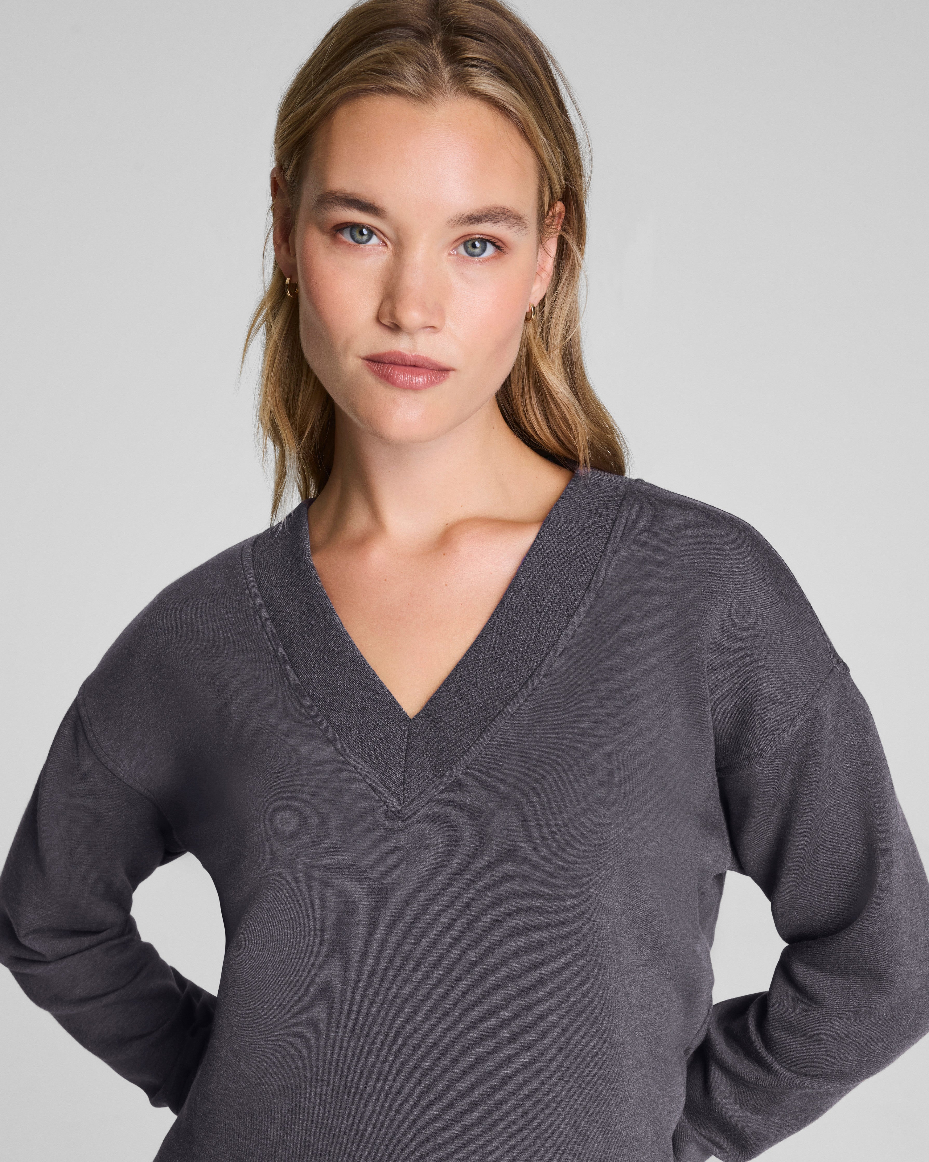 SPANX AirEssentials® Brushed V-Neck Tunic  Heather Storm