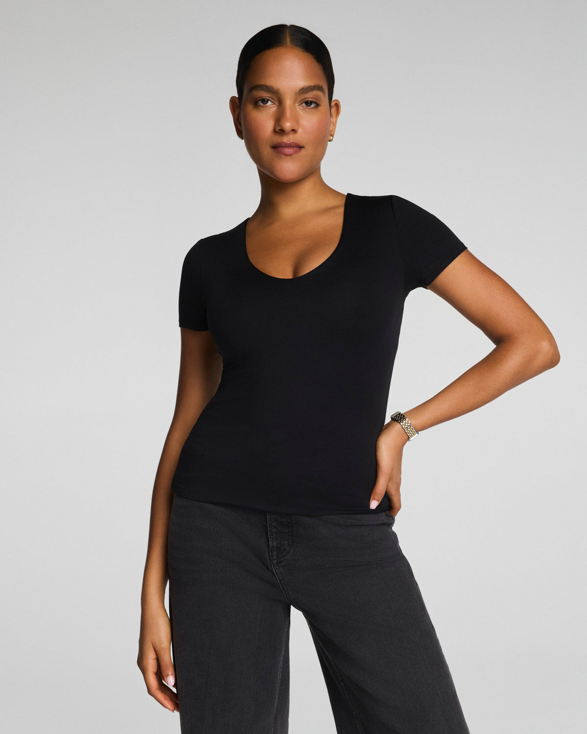 SPANXsmooth™ Jersey V-Neck Tee  Classic Black