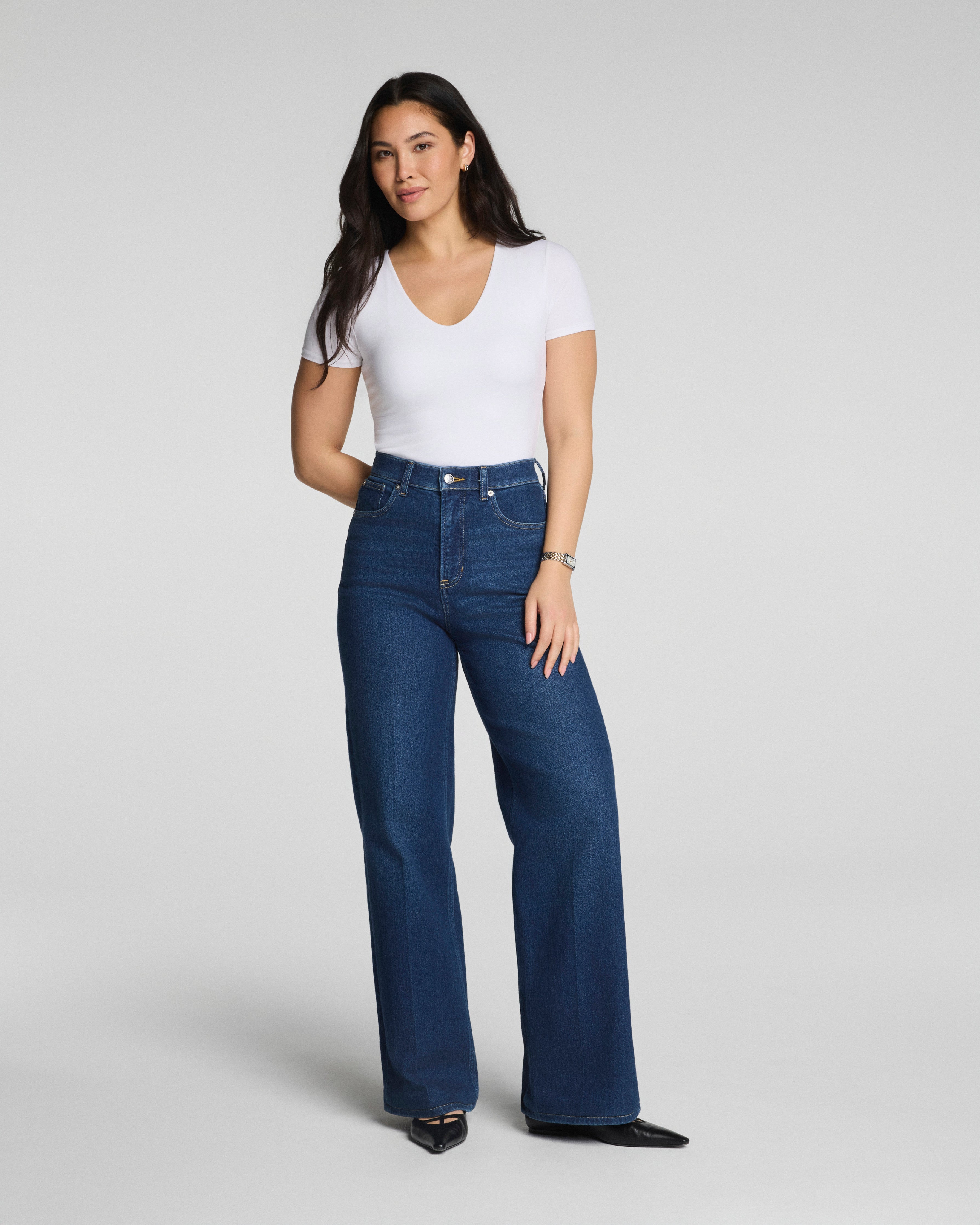 SPANXsmooth™ Jersey V-Neck Tee  Classic White