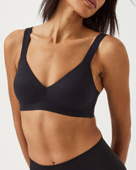SPANXsmooth™ Bra-llelujah!® Lightly Lined Bralette  Very Black