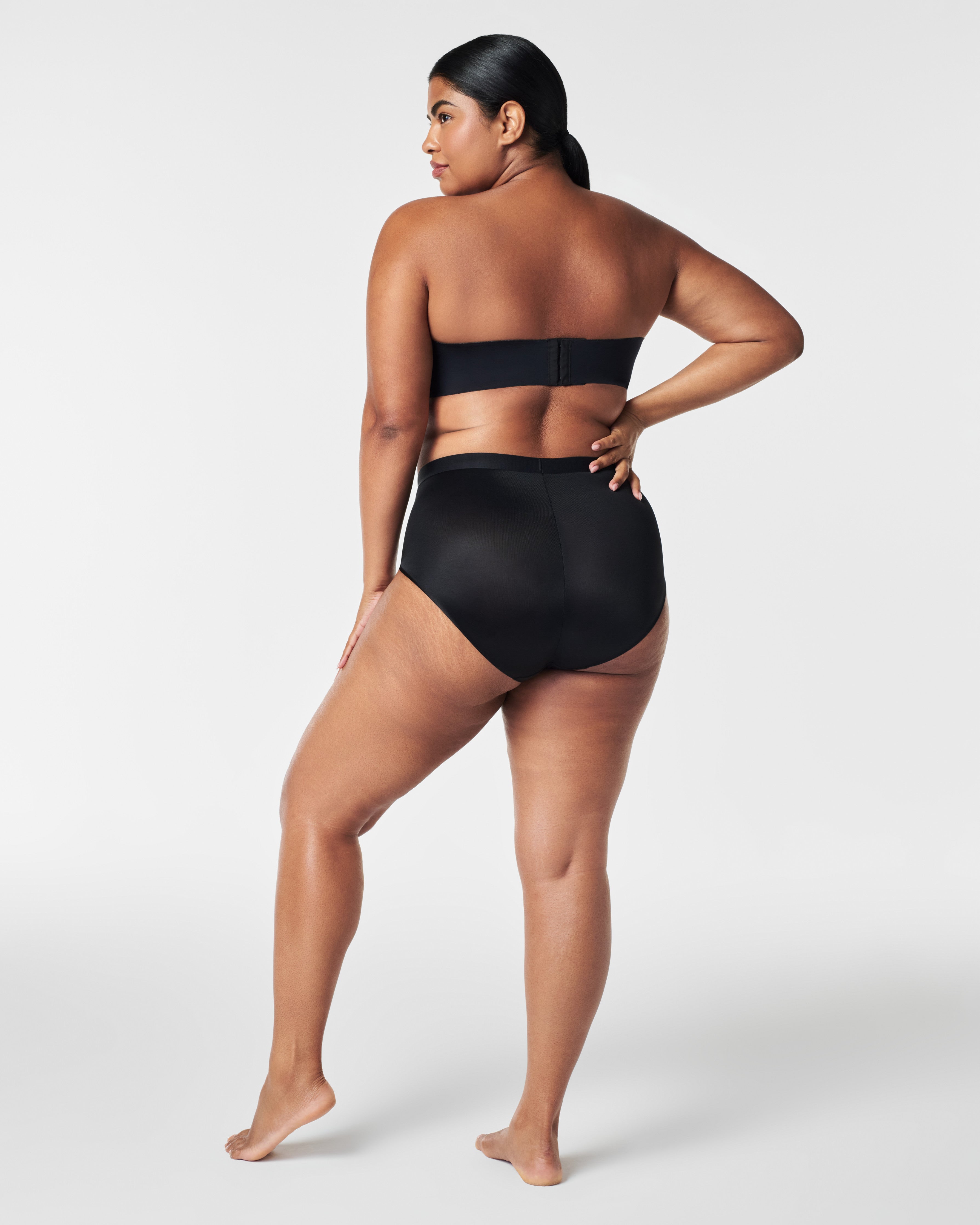 SPANXsmooth™ Suit Your Fancy Strapless Bra  Very Black