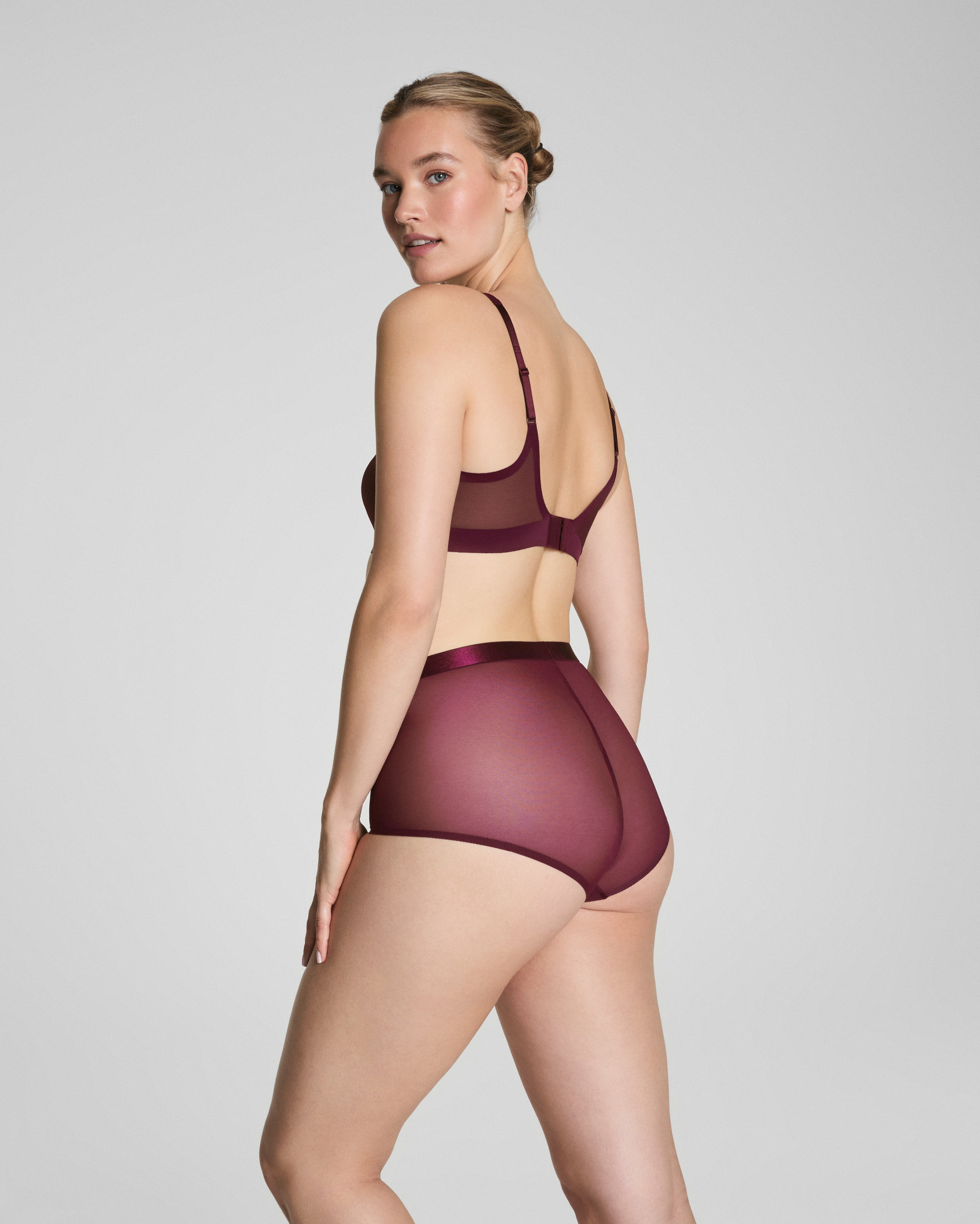 SPANXsupersmooth™ SheerSense Bralette  Plum Berry