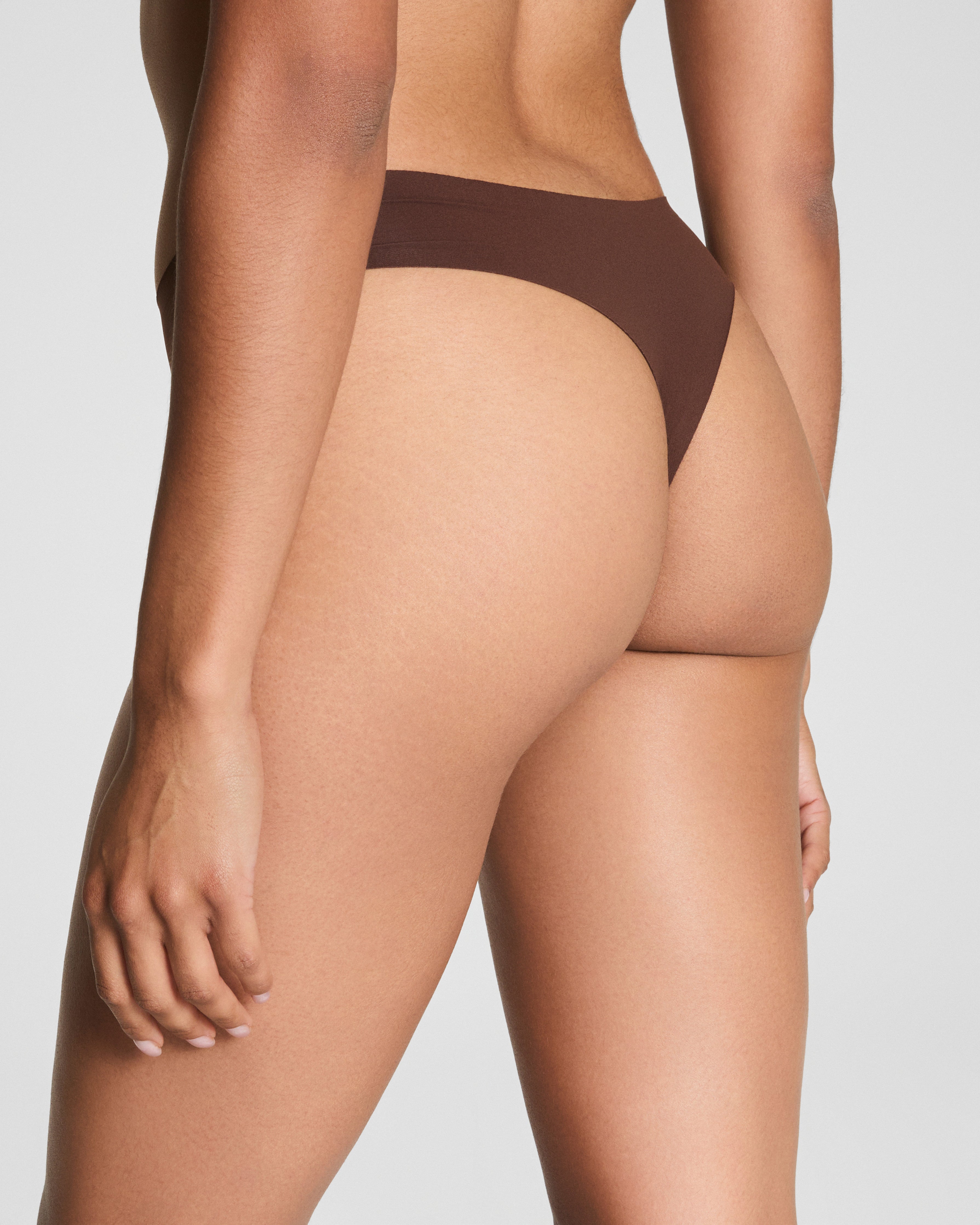 SPANXsmooth™ Fit-To-You Thong 3-Pack Box  Iconic Leopard/Naked 2.0/Espresso