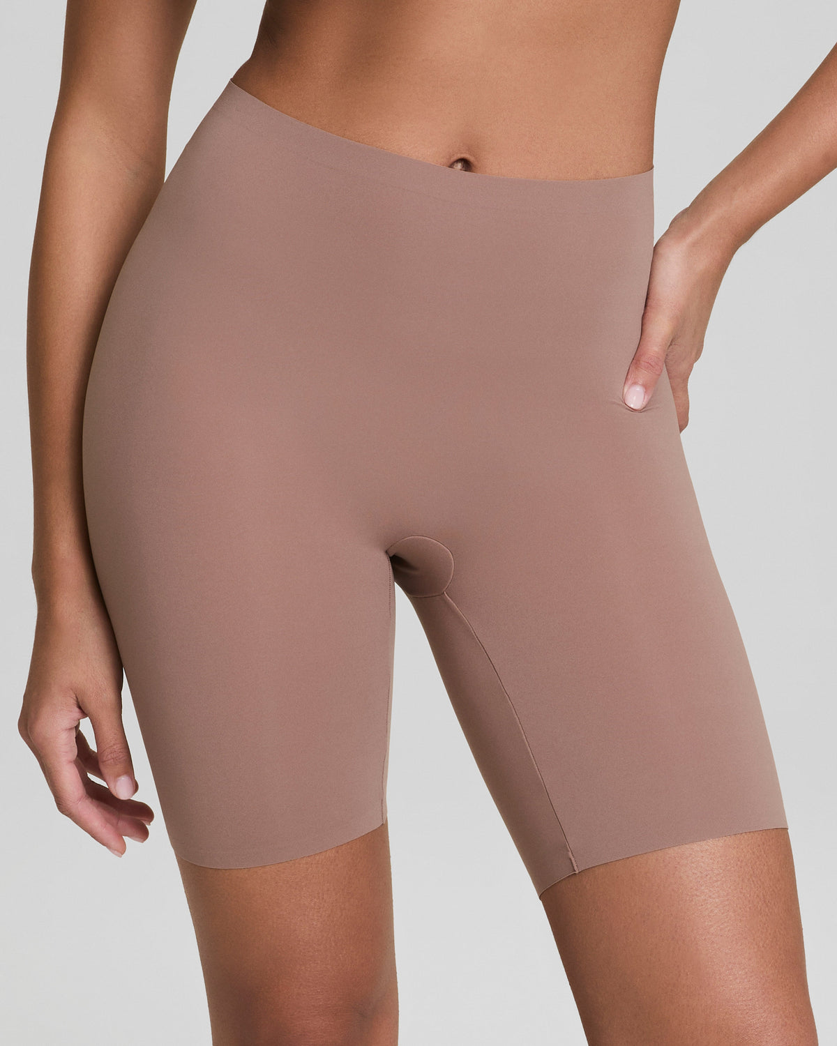 SPANXsmooth™ Fit-To-You Mid-Thigh Short  Cafe Au Lait