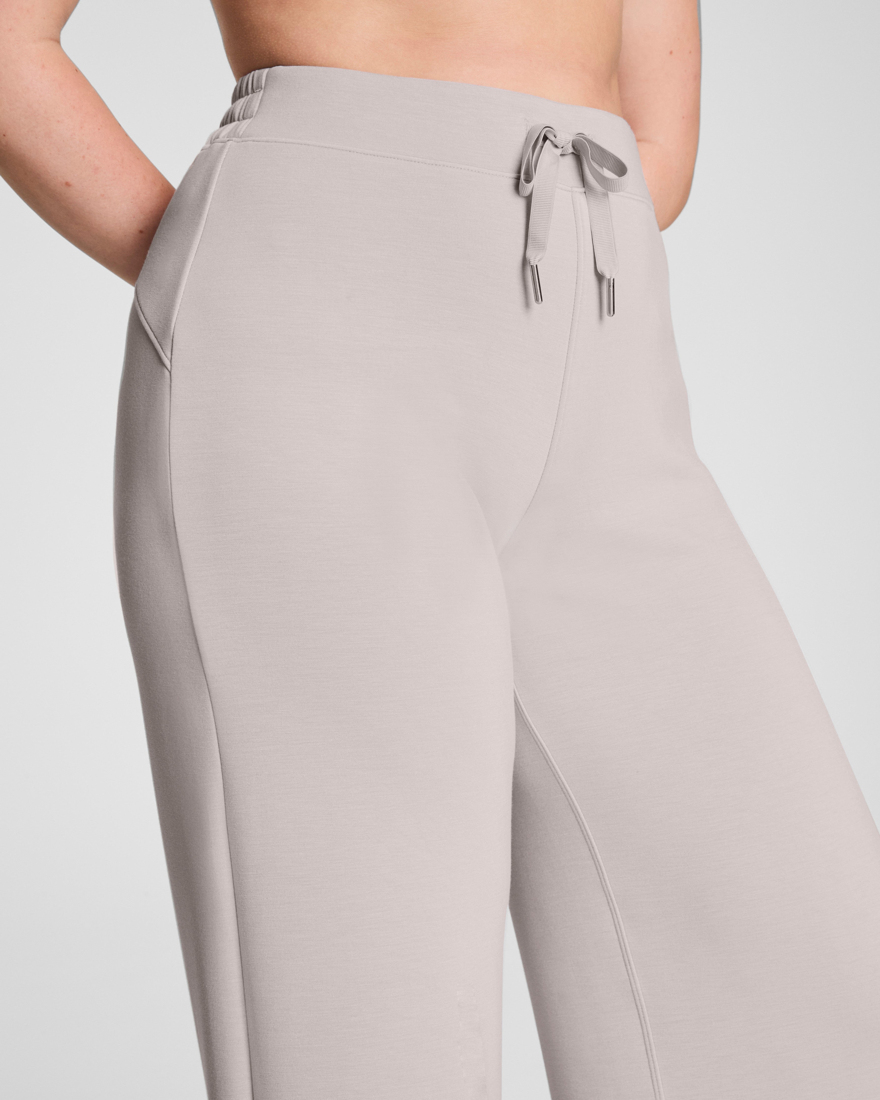 SPANX AirEssentials® Wide Leg Pant  French Grey