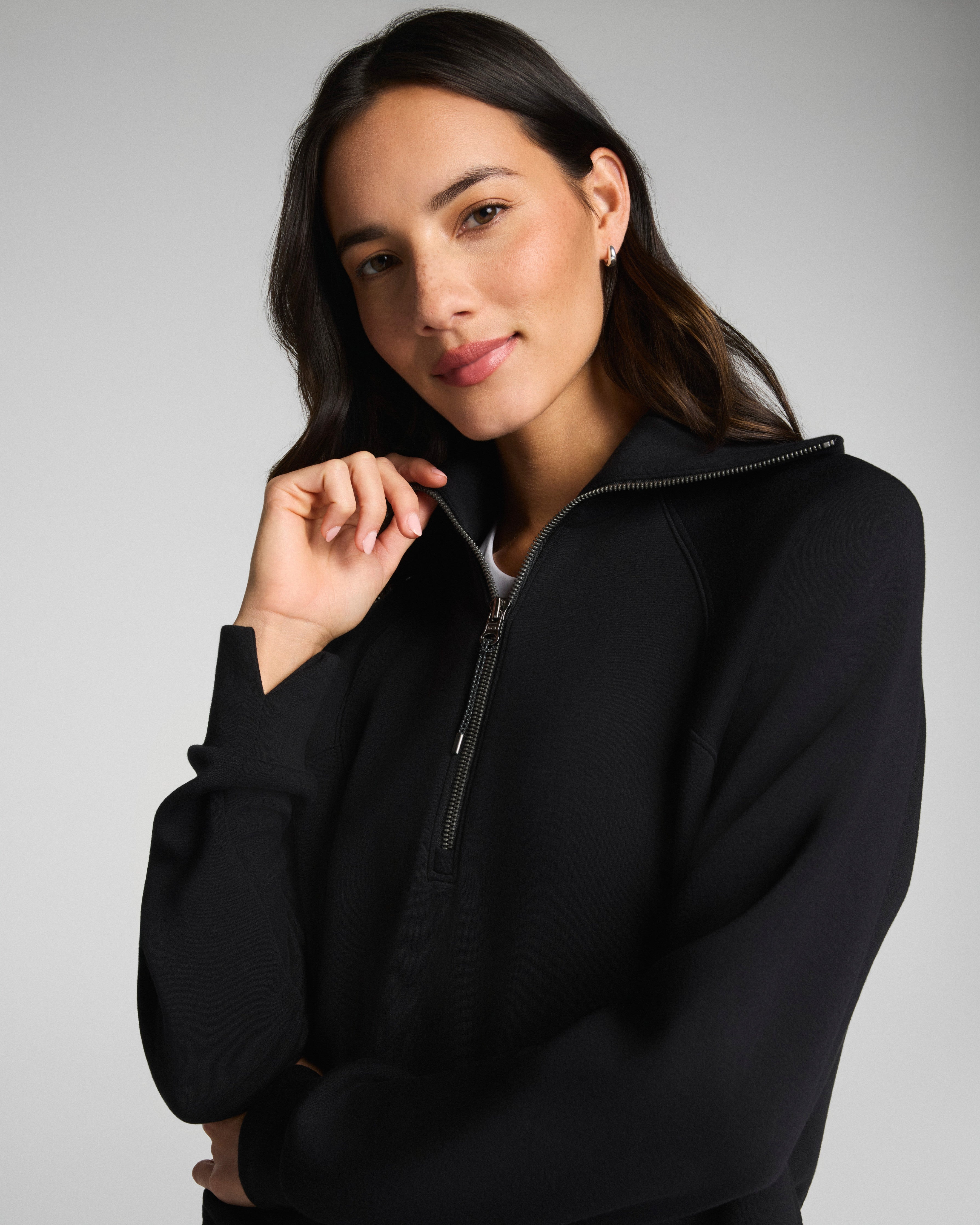 SPANX AirEssentials® Half Zip  Very Black