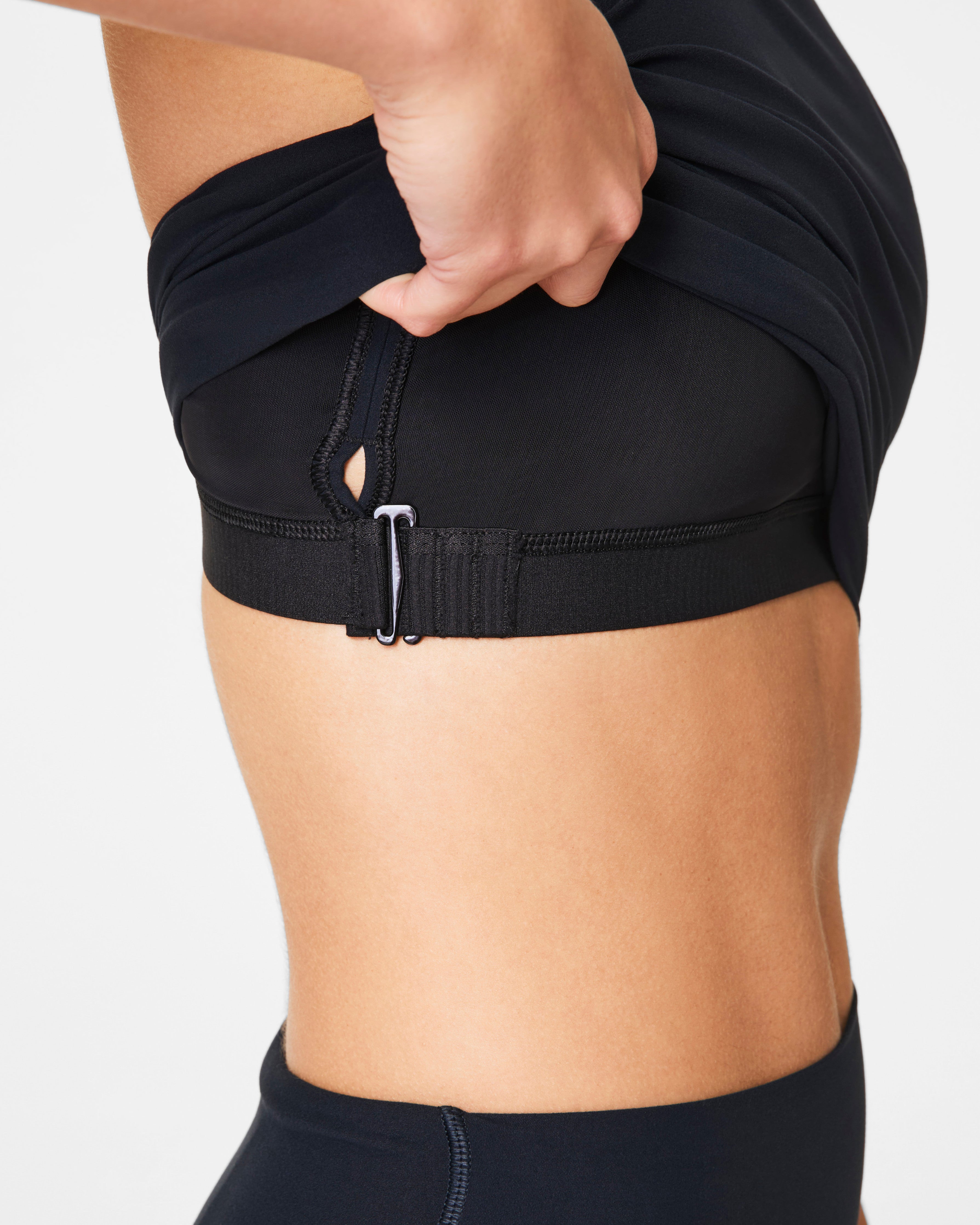 SPANXsmooth™ OnForm High Neck Shelf Tank  Barely Black