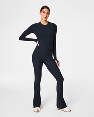 SPANXsmooth™ OnForm Micro Flare Pant  Barely Black