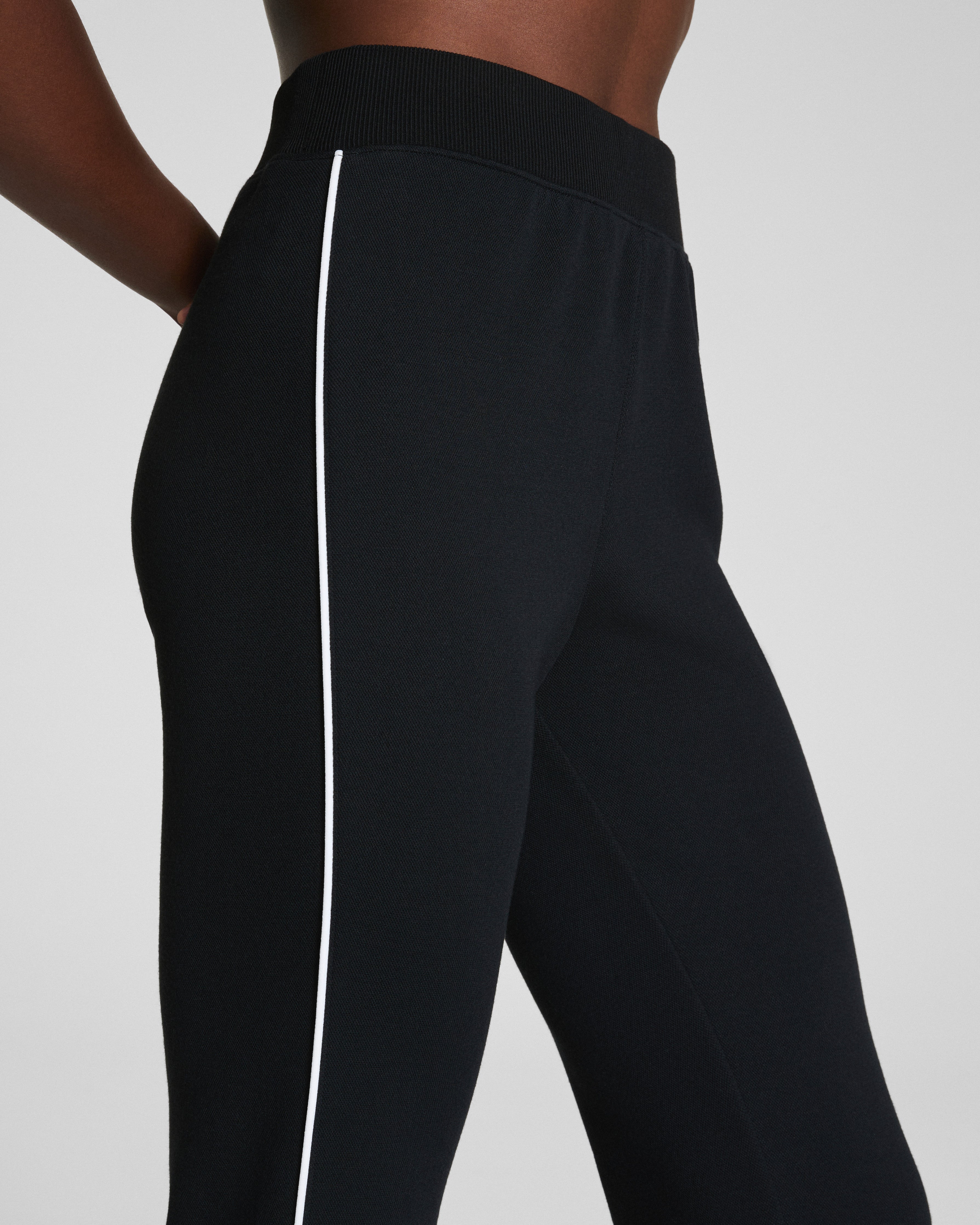 SPANX AirEssentials® Pique Flare Pant  Very Black