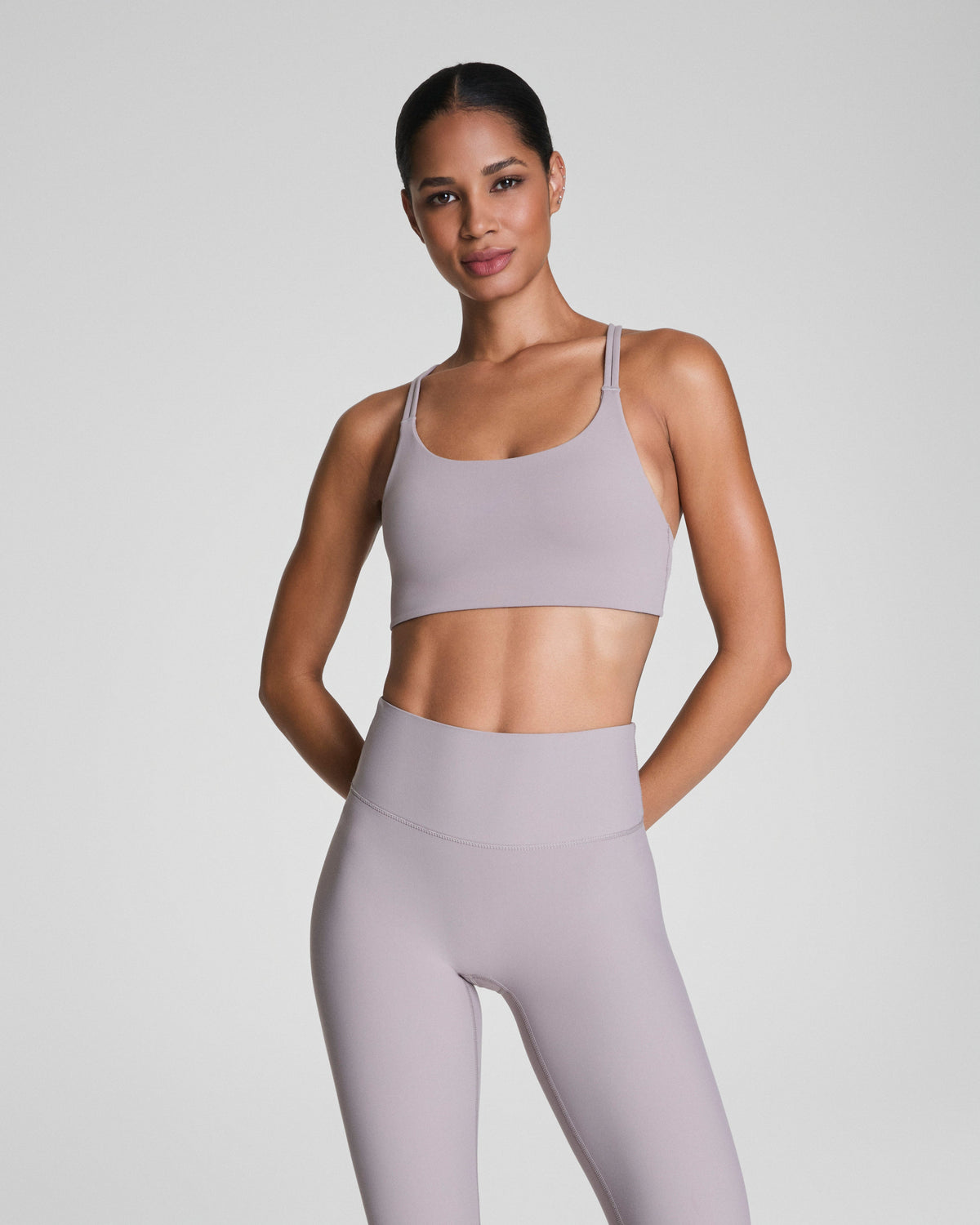 SPANXsmooth™ OnForm Low Impact Sports Bra  Coastal Fog
