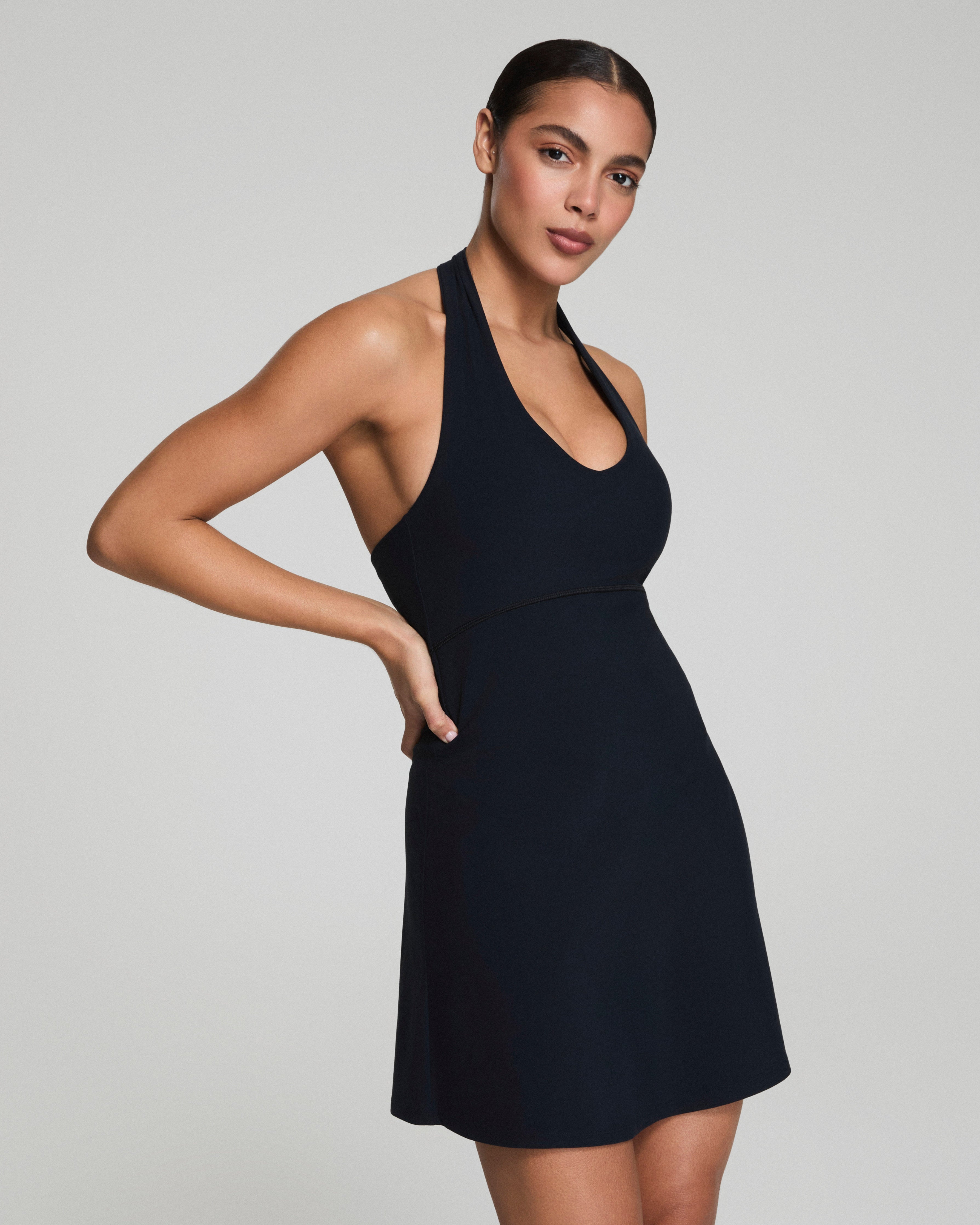SPANXsmooth™ OnForm Halter Dress  Barely Black