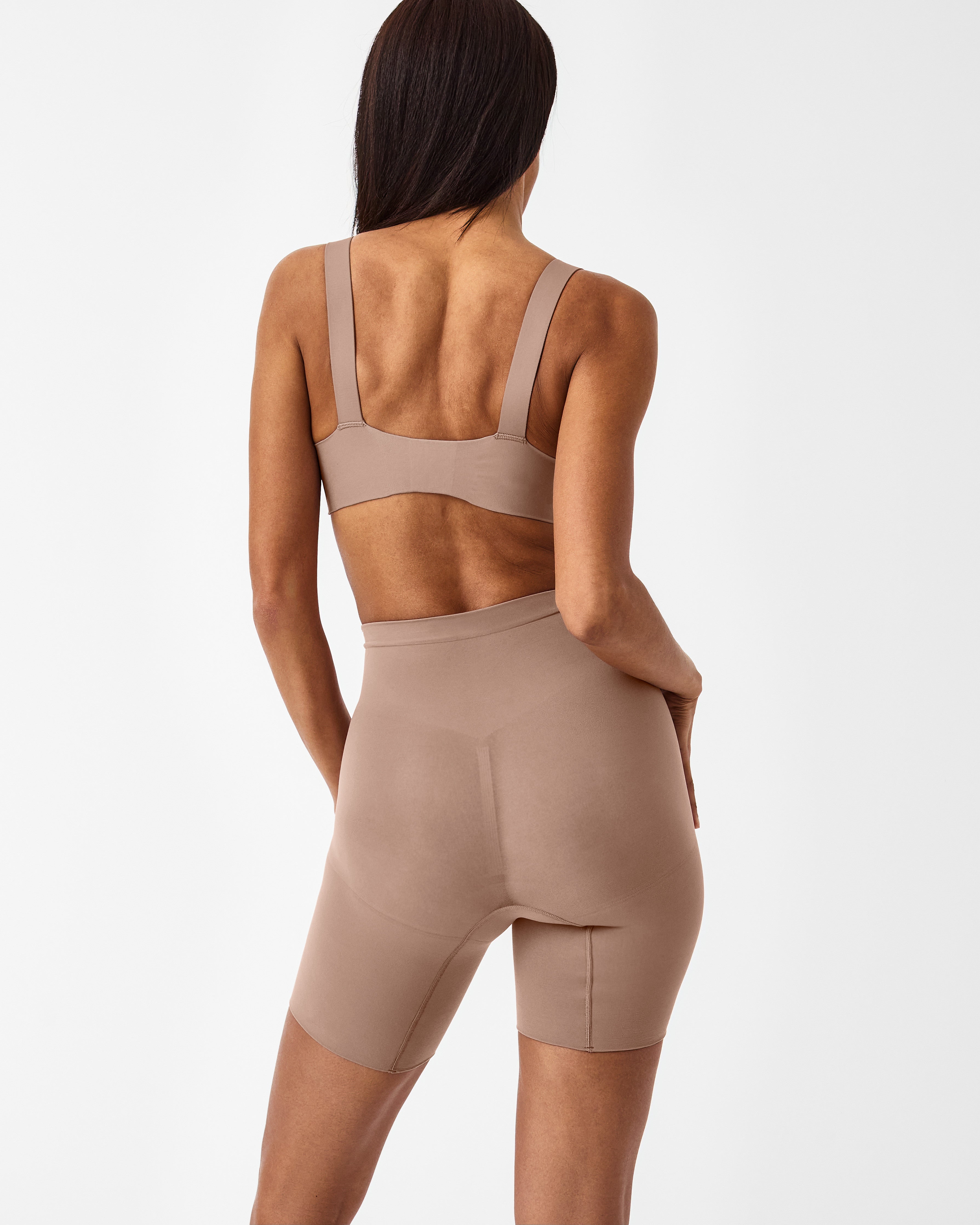 SPANXsculpt™ Seamless Power Mid-Thigh Short  Cafe Au Lait