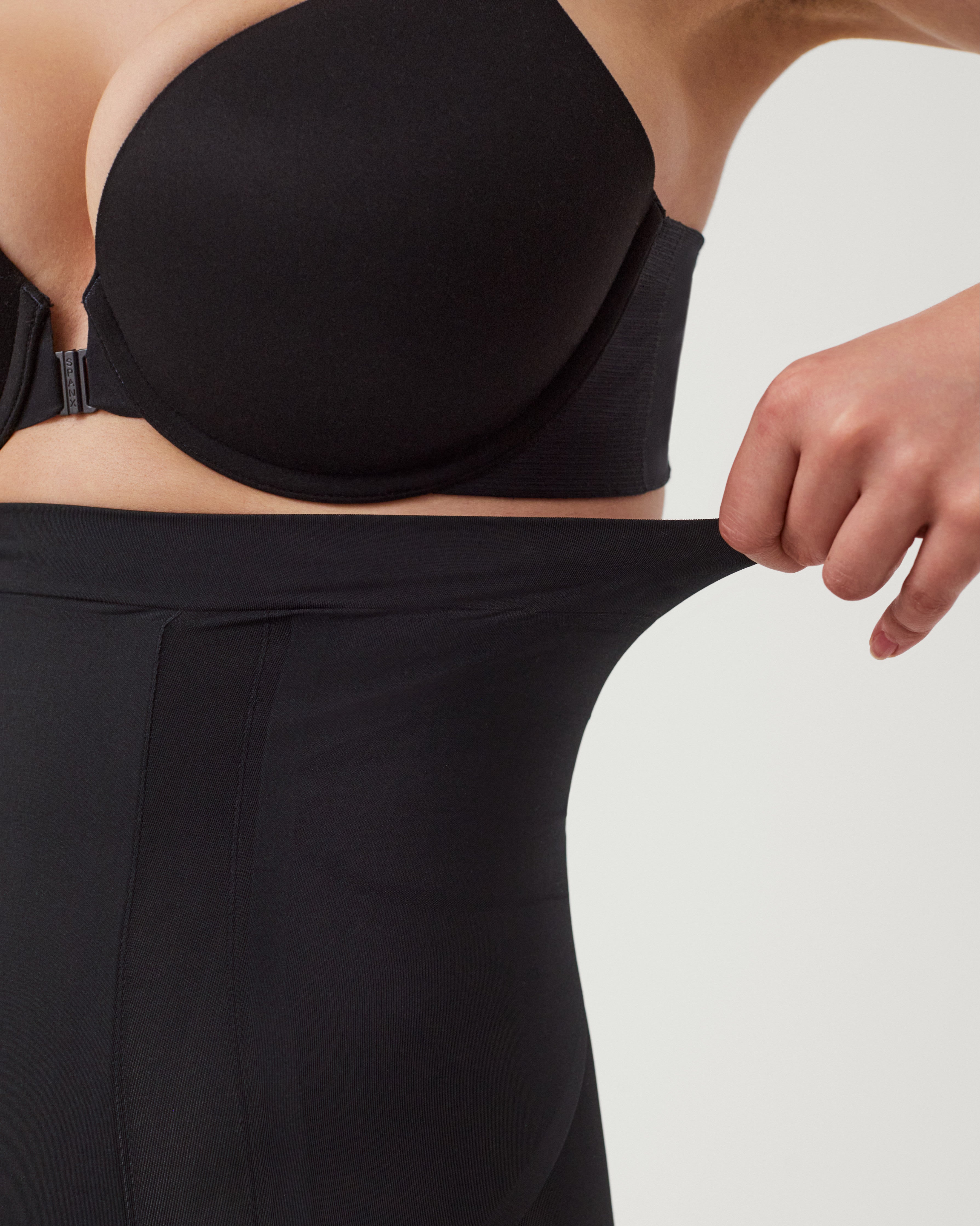SPANXsculpt™ OnCore High-Waisted Mid-Thigh Short  Very Black