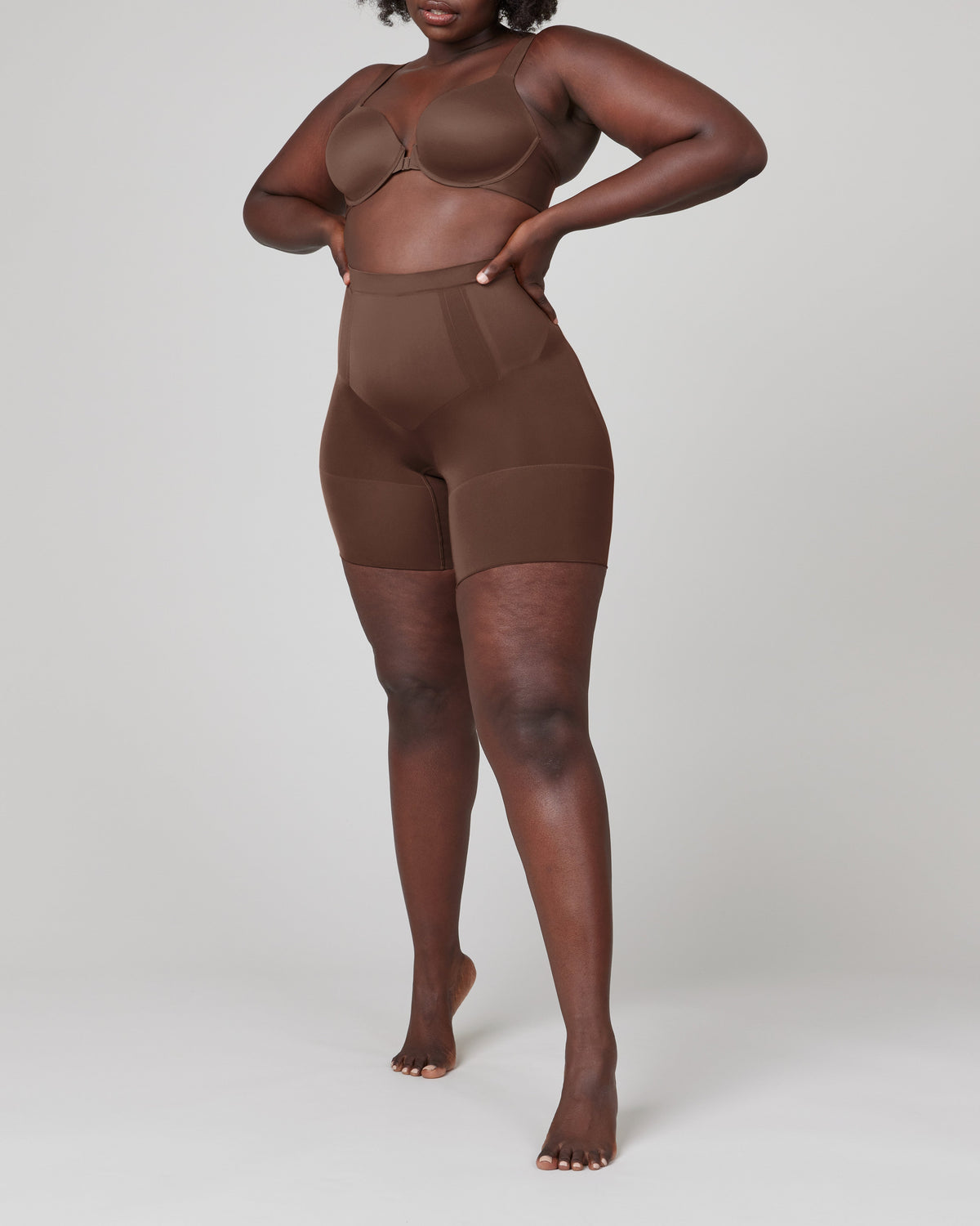 SPANXsculpt™ OnCore Mid-Thigh Short  Chestnut Brown