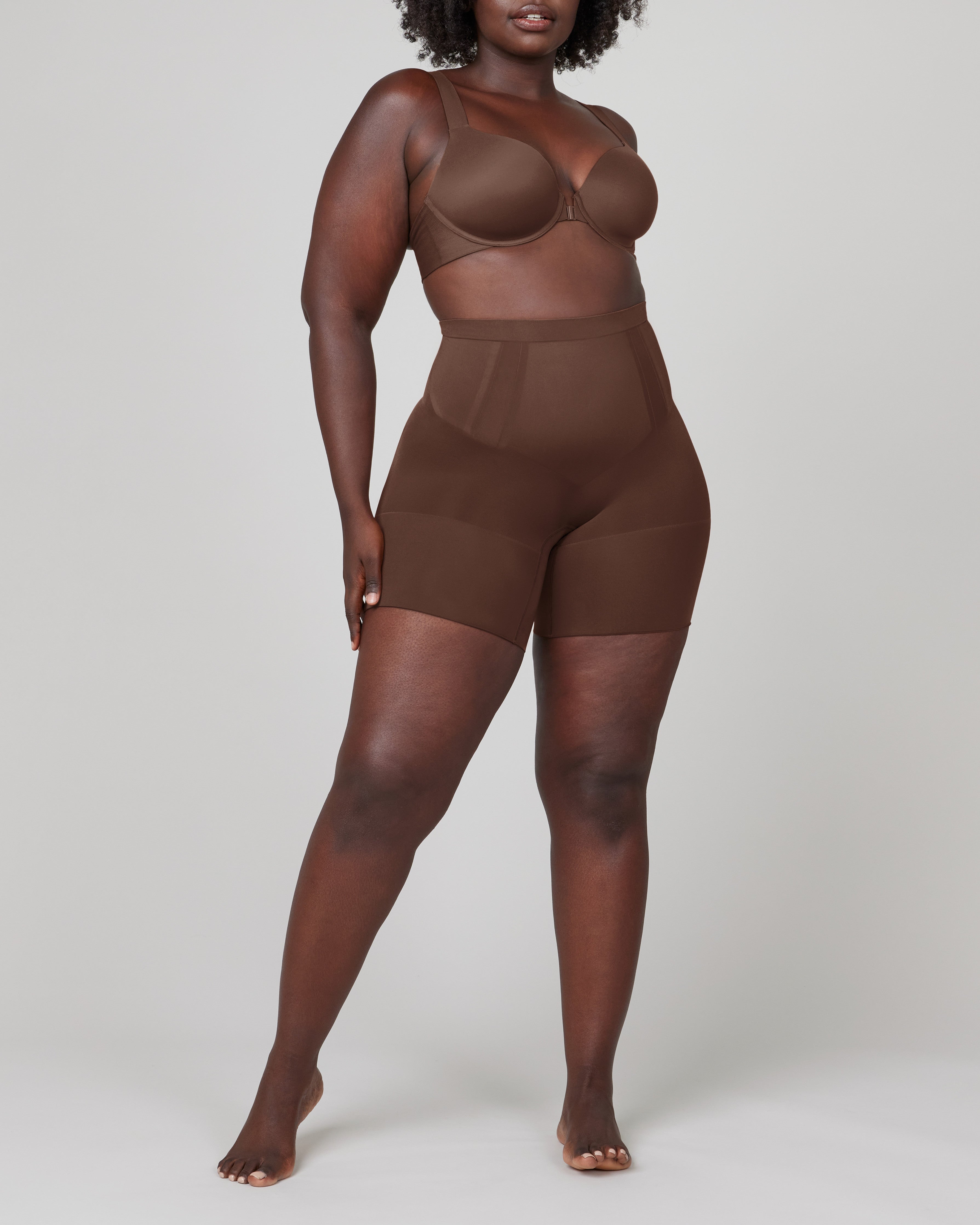 SPANXsculpt™ OnCore Mid-Thigh Short  Chestnut Brown