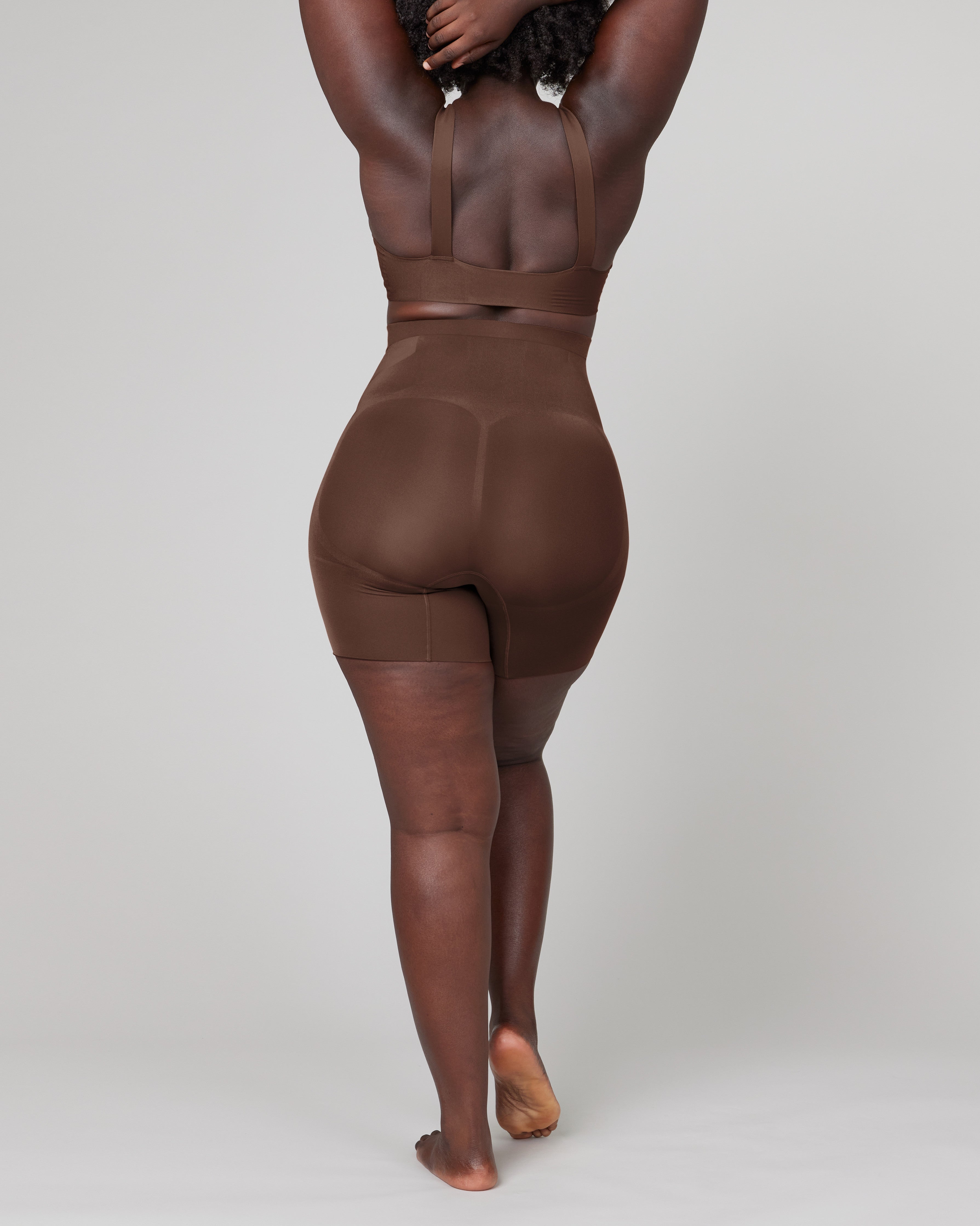 SPANXsculpt™ OnCore Mid-Thigh Short  Chestnut Brown