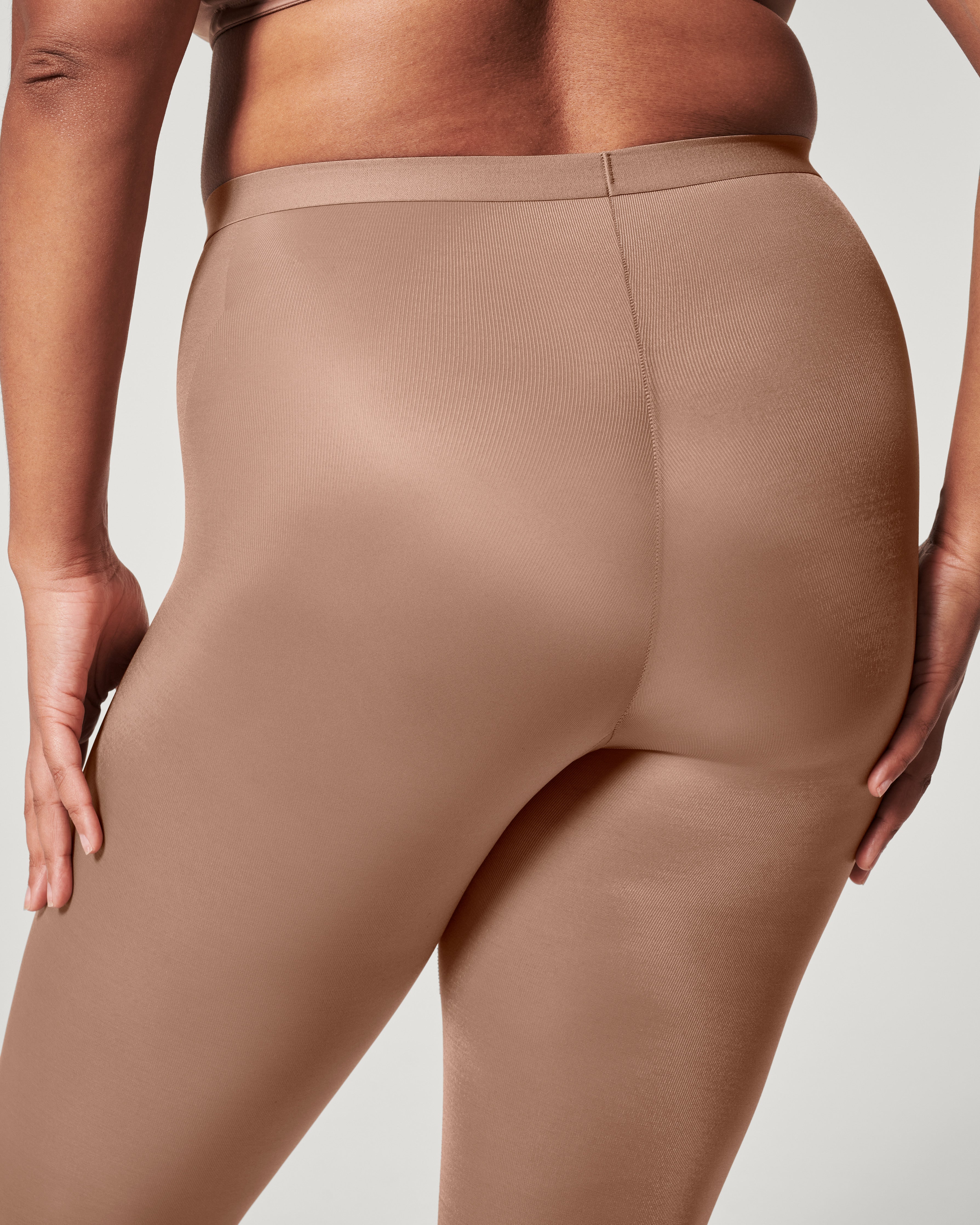SPANXshape™ Invisible Capri  Cafe Au Lait
