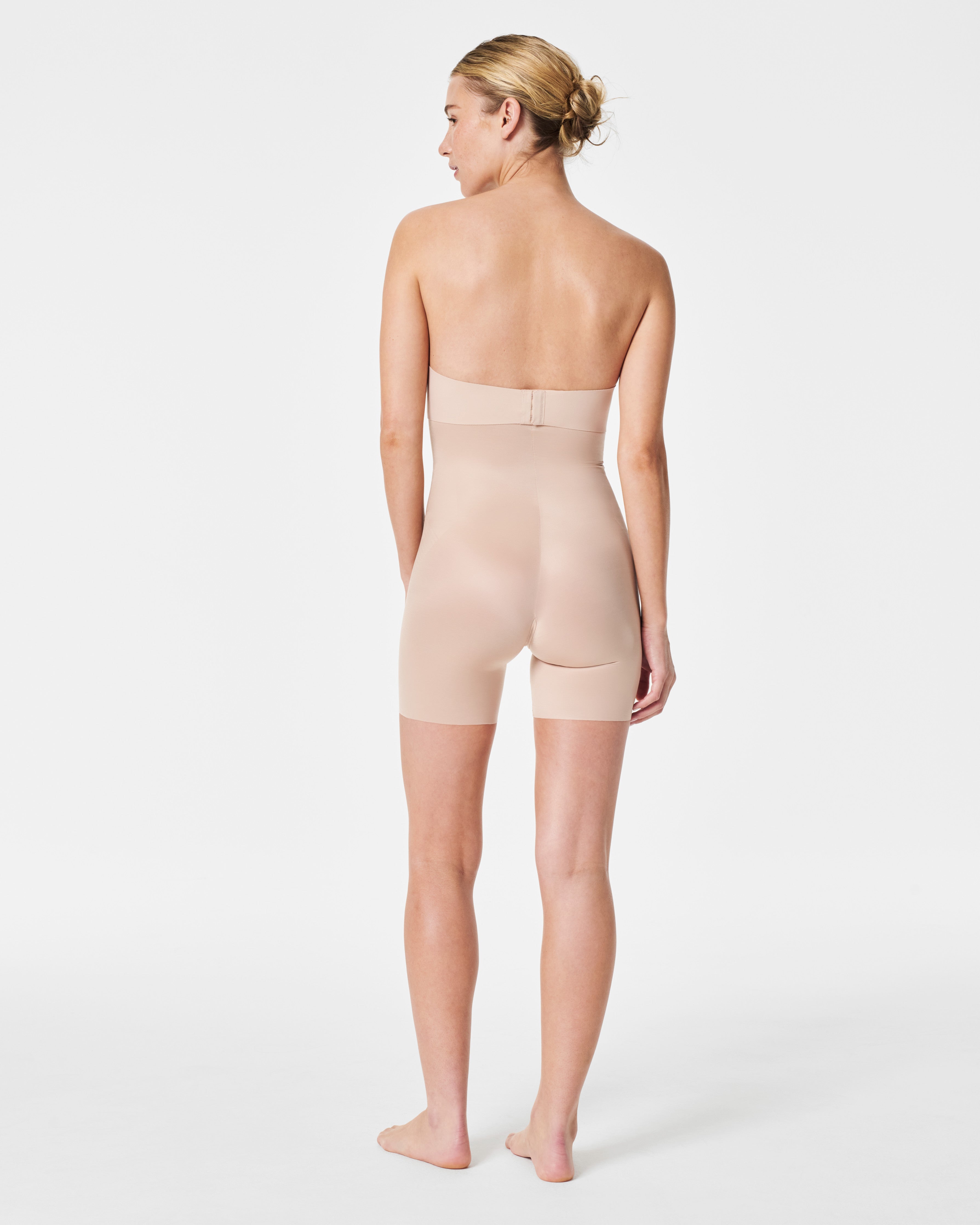SPANXshape™ Invisible High-Waisted Mid-Thigh Short  Champagne Beige